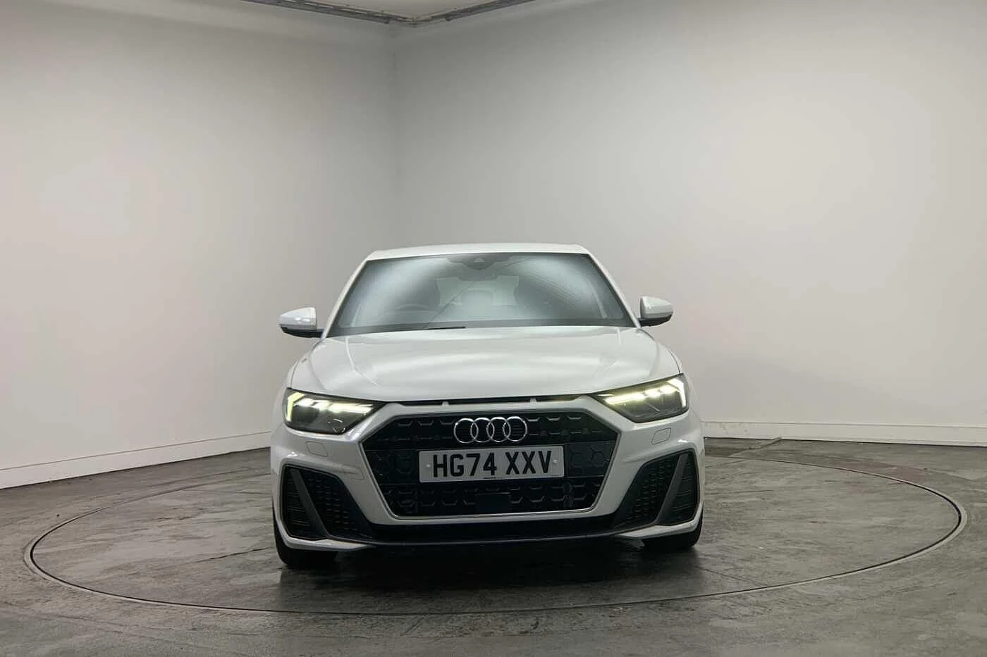 Audi-A1 Sportback-image-6