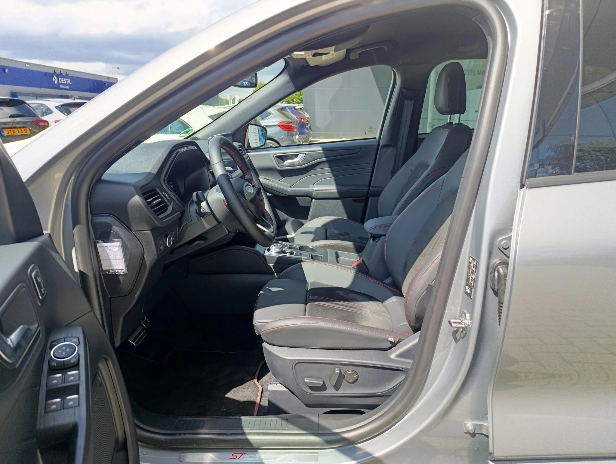 Ford-Kuga-image-17