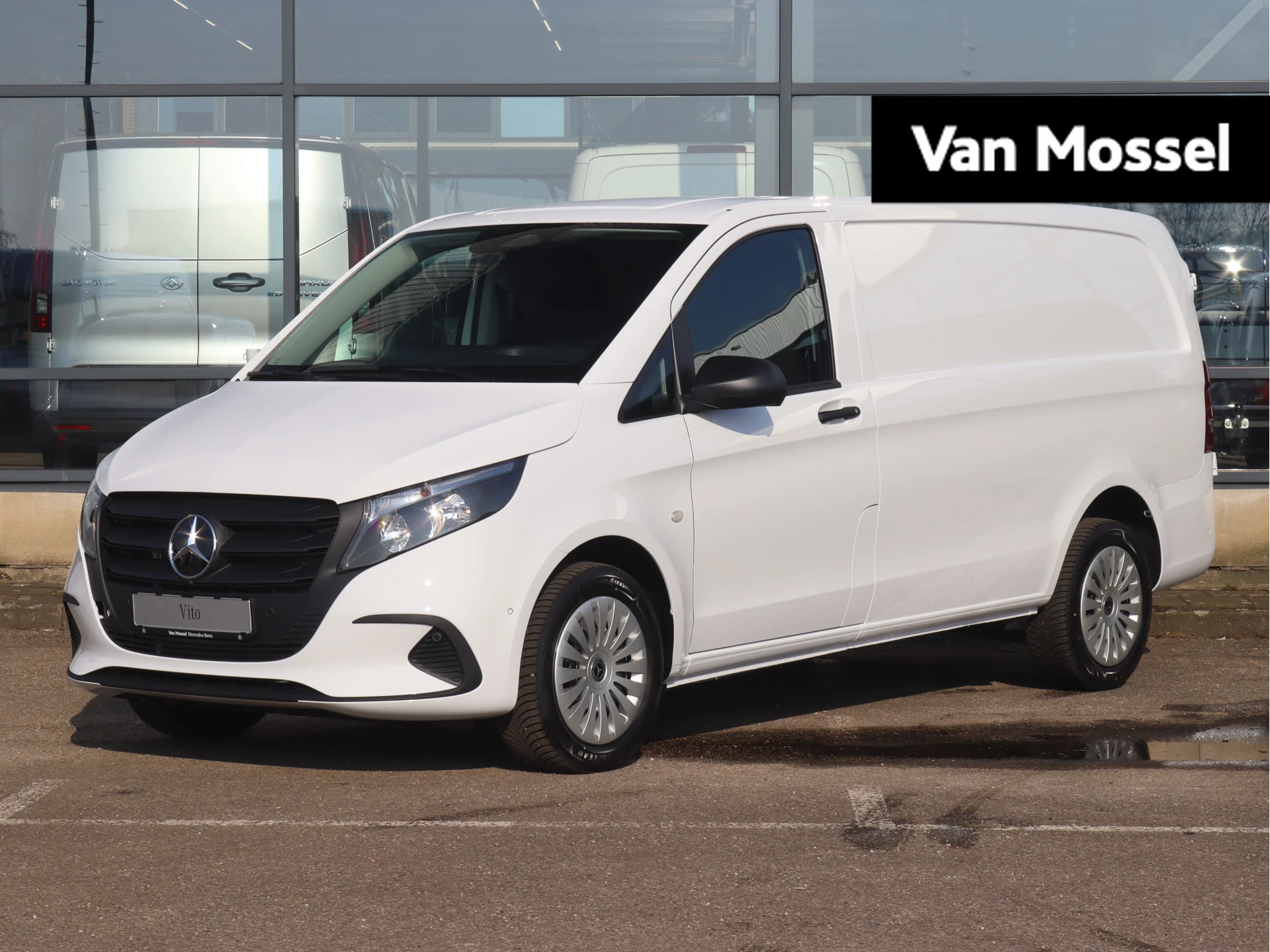 Mercedes-Benz-Vito-image-0
