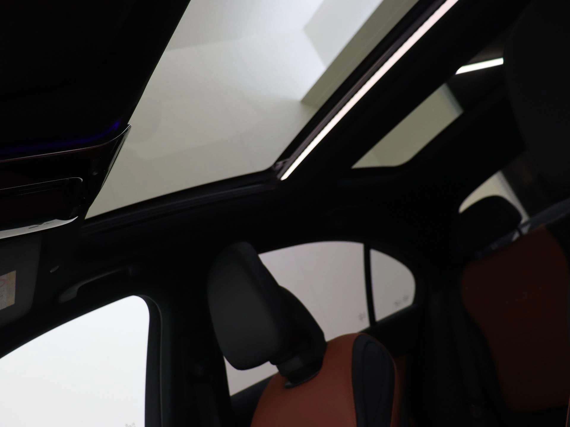 Mercedes-Benz-C-Klasse-image-30