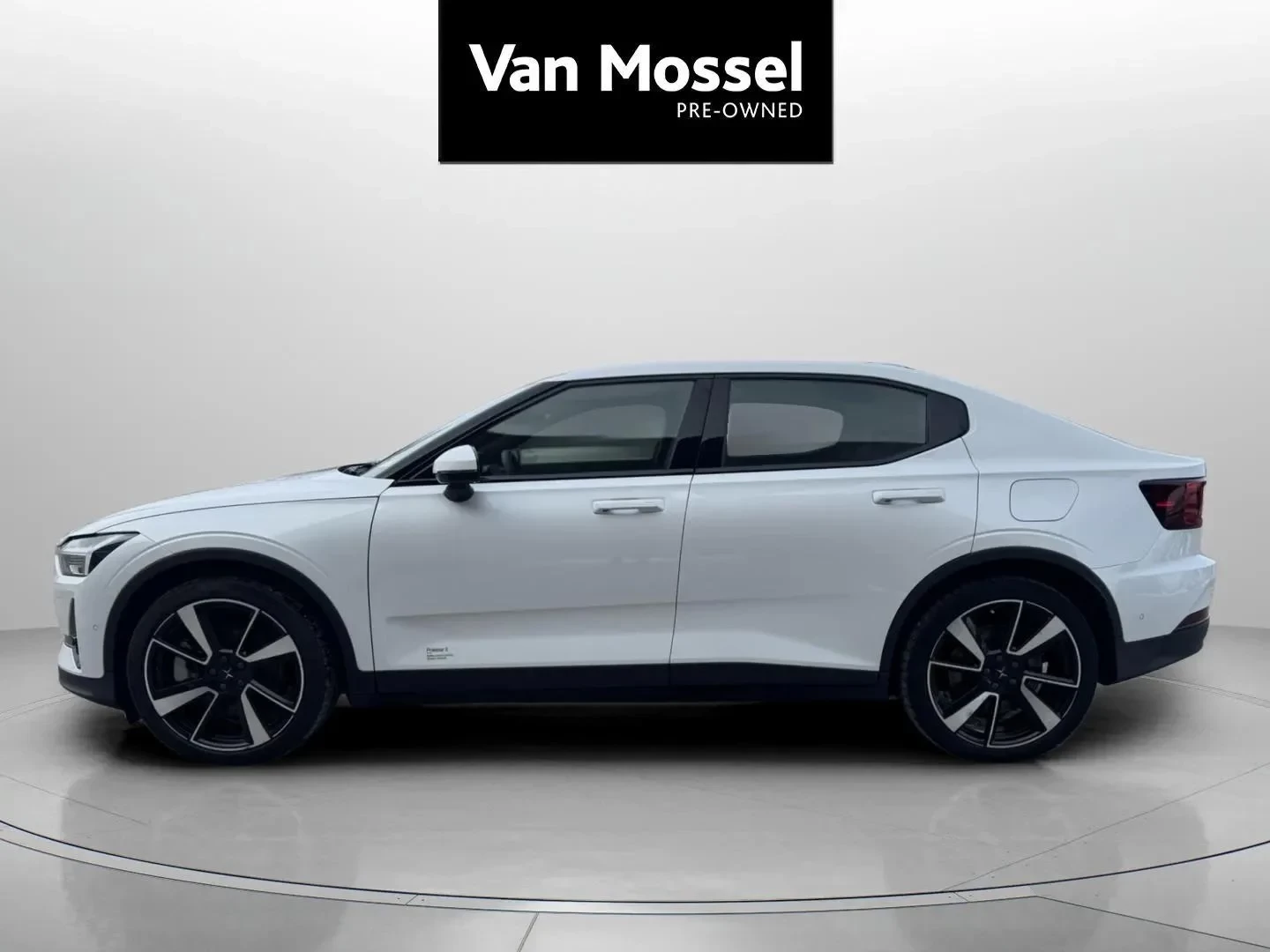 Polestar-2-image-7