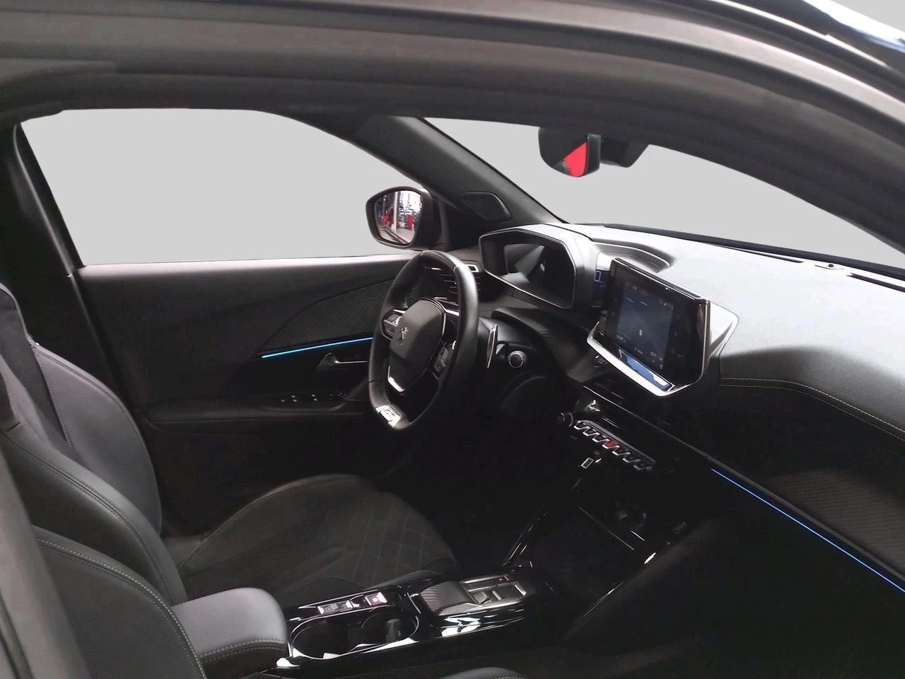 Peugeot-2008-image-13