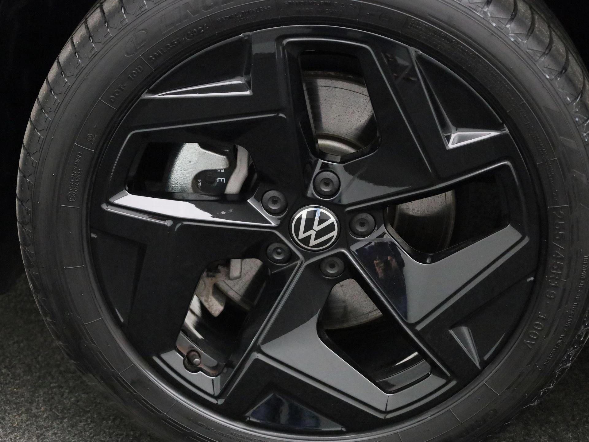 Volkswagen-Tayron-image-12