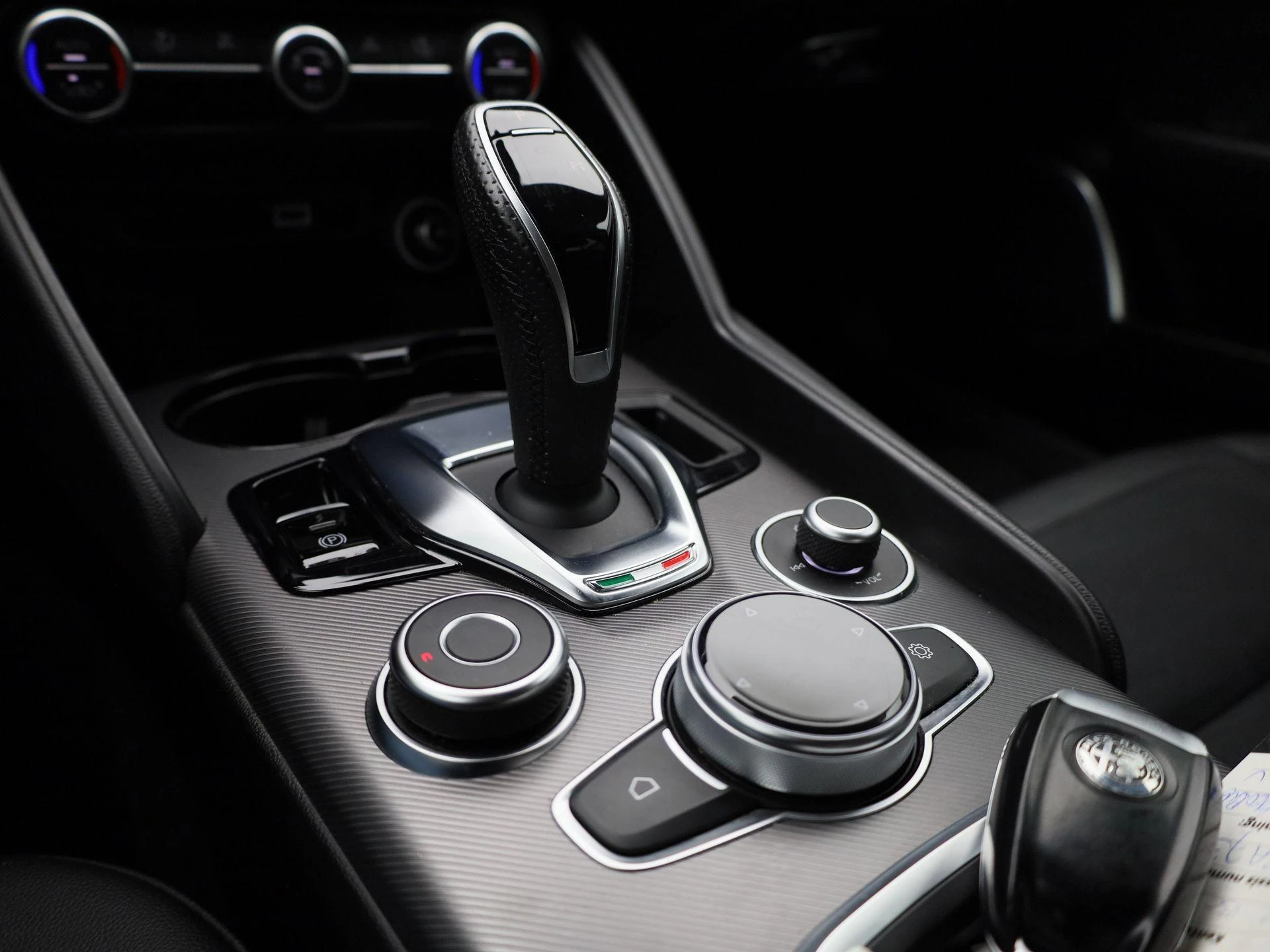 Alfa Romeo Giulia 2.0 TB 200 Sprint AUTO
