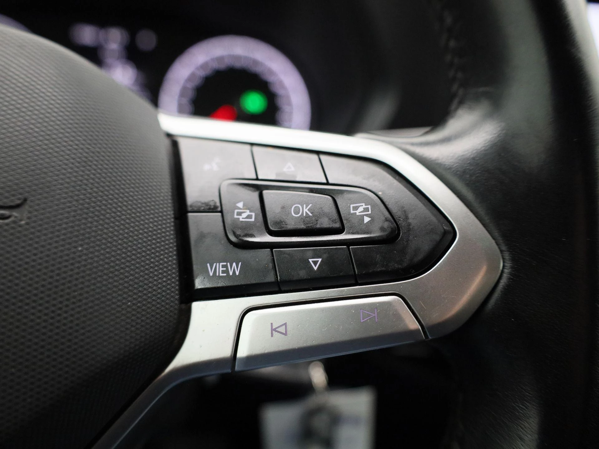 Volkswagen-Caddy-image-12