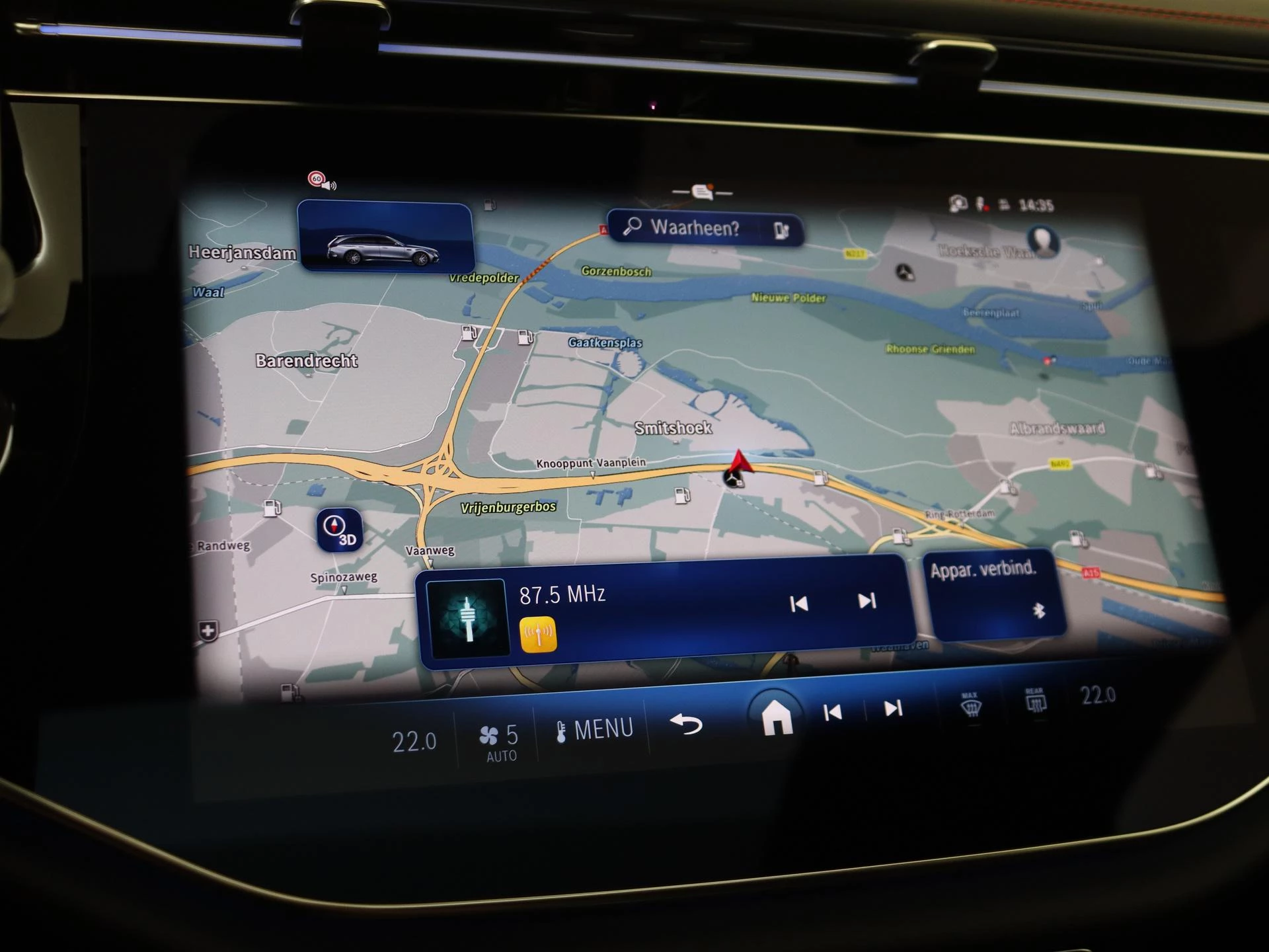 Mercedes-Benz-E-Klasse-image-27