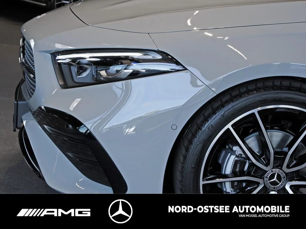 Mercedes-Benz A-Klasse 200 d AMG NIGHT PANO MULTIBEAM 360° WINTER-PAK AMG Line