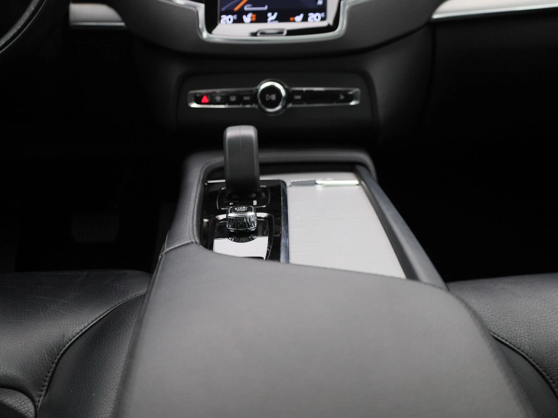 Volvo-XC90-image-9