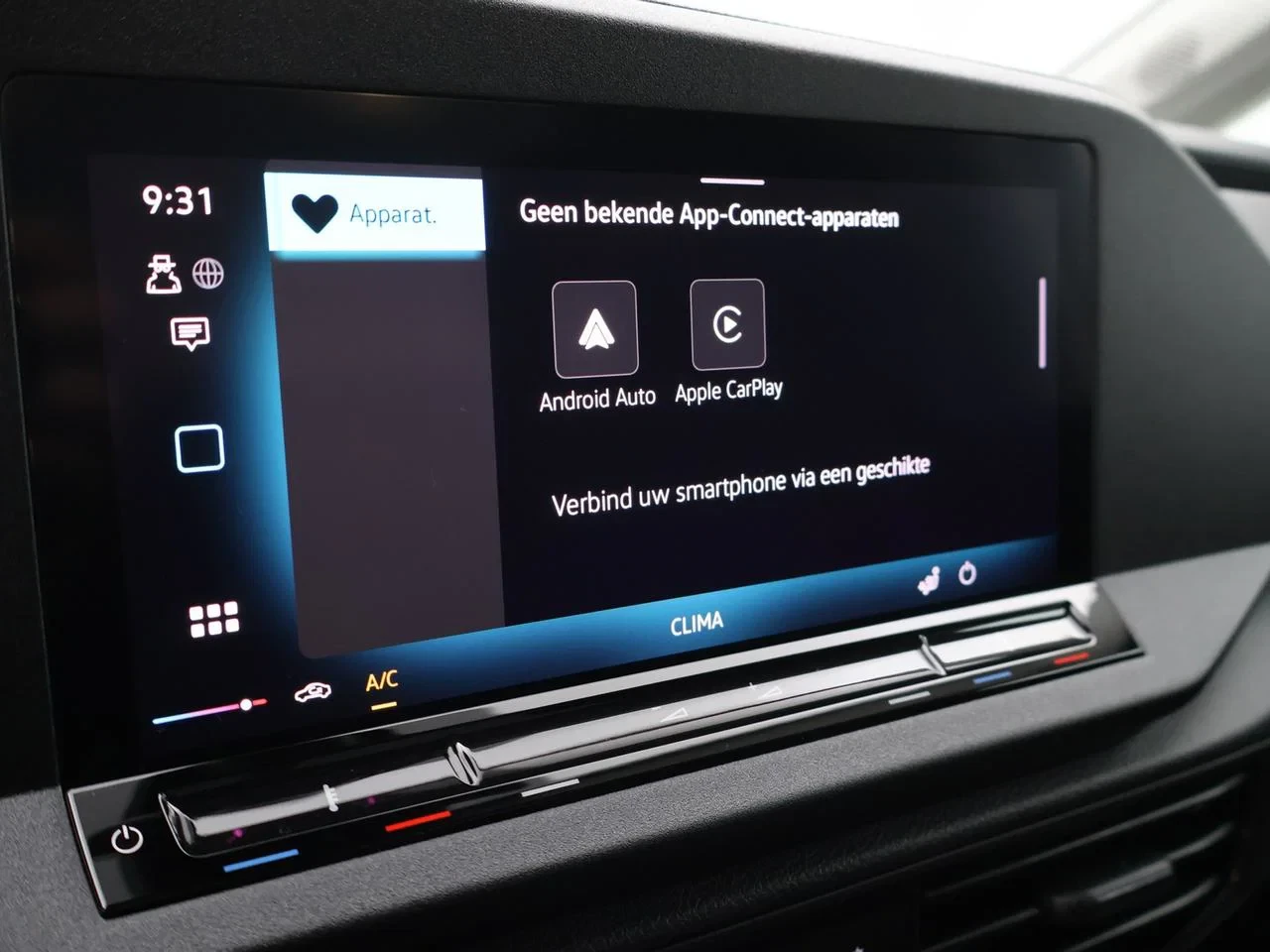 Volkswagen-Caddy-image-13