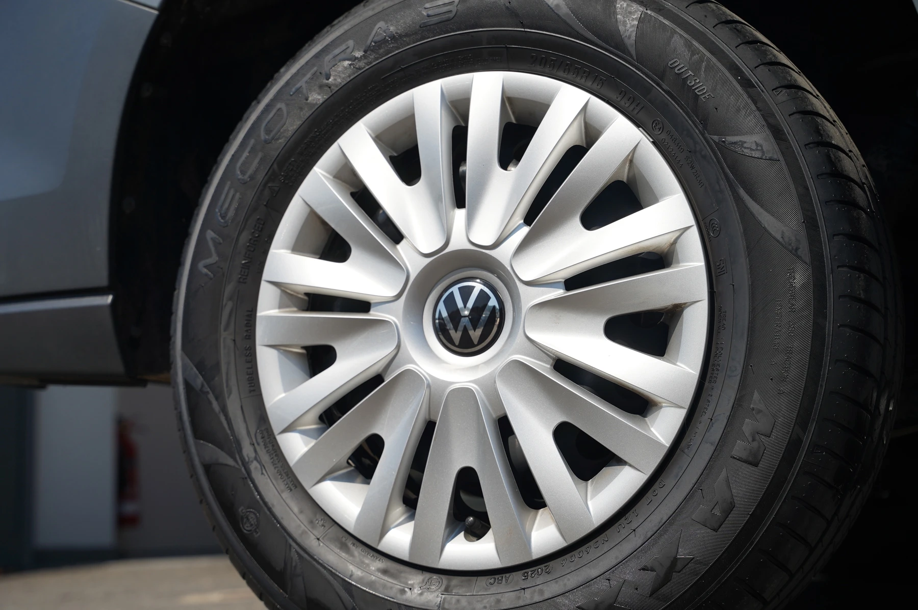 Volkswagen-Caddy-image-34