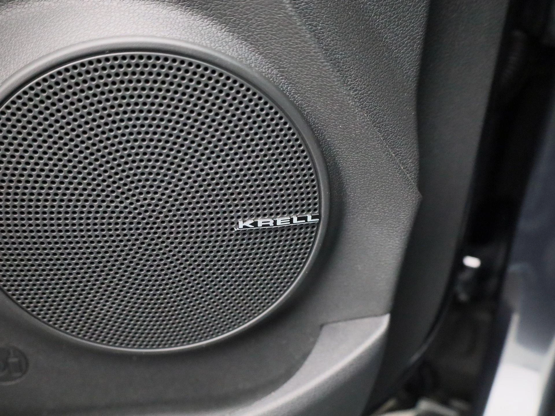 Hyundai-Kona-image-30