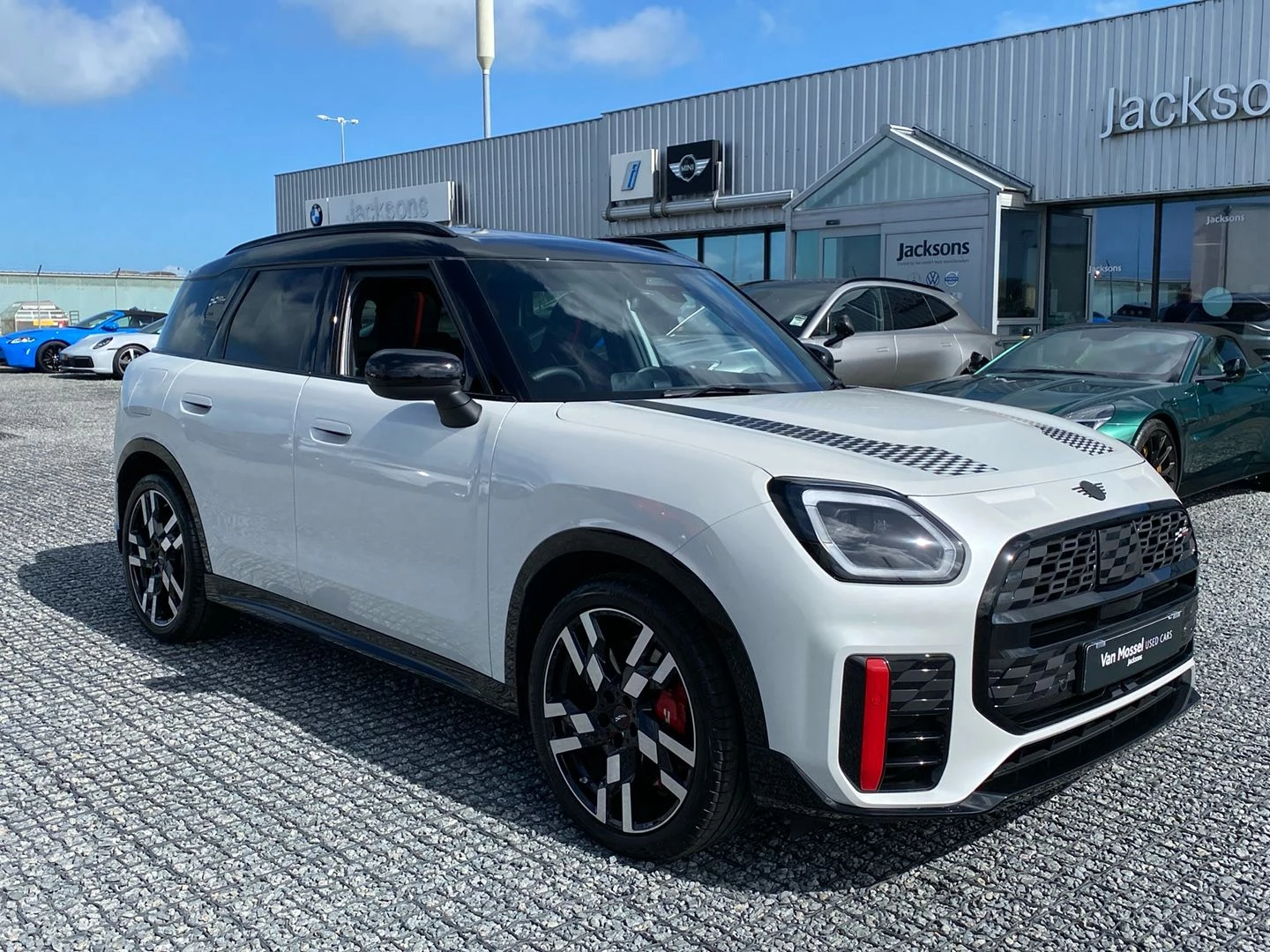 MINI-Countryman-image-16