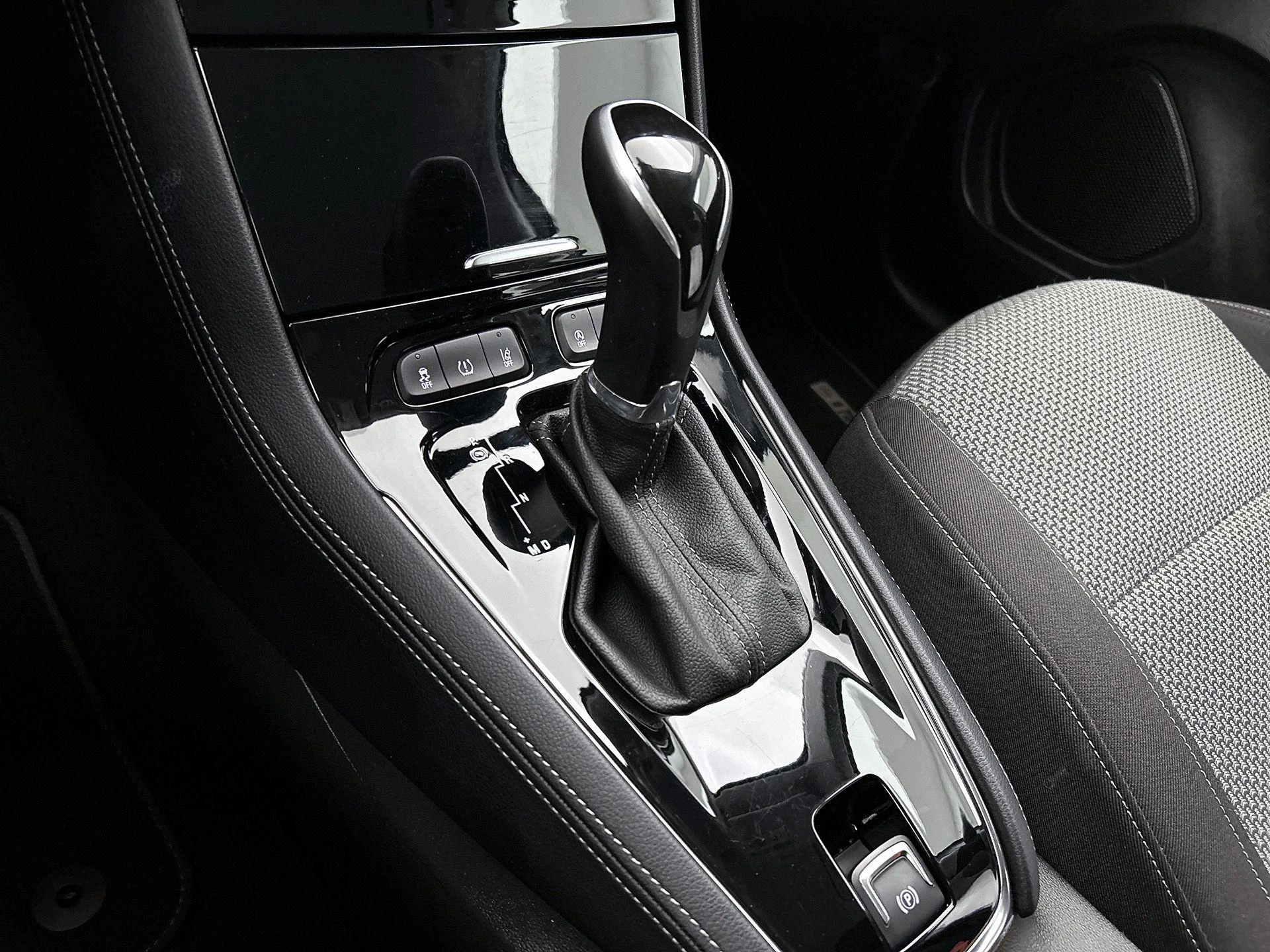 Opel-Grandland X-image-9