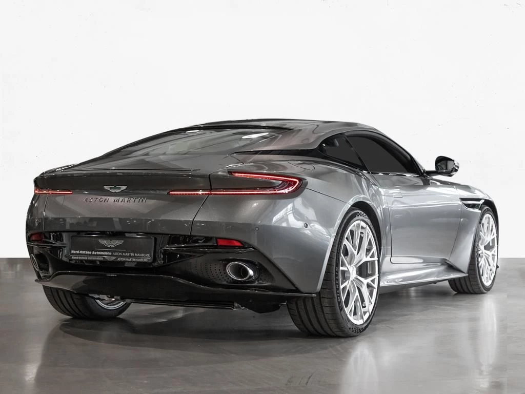 Aston Martin DB12 Coupe Aston Martin Hamburg