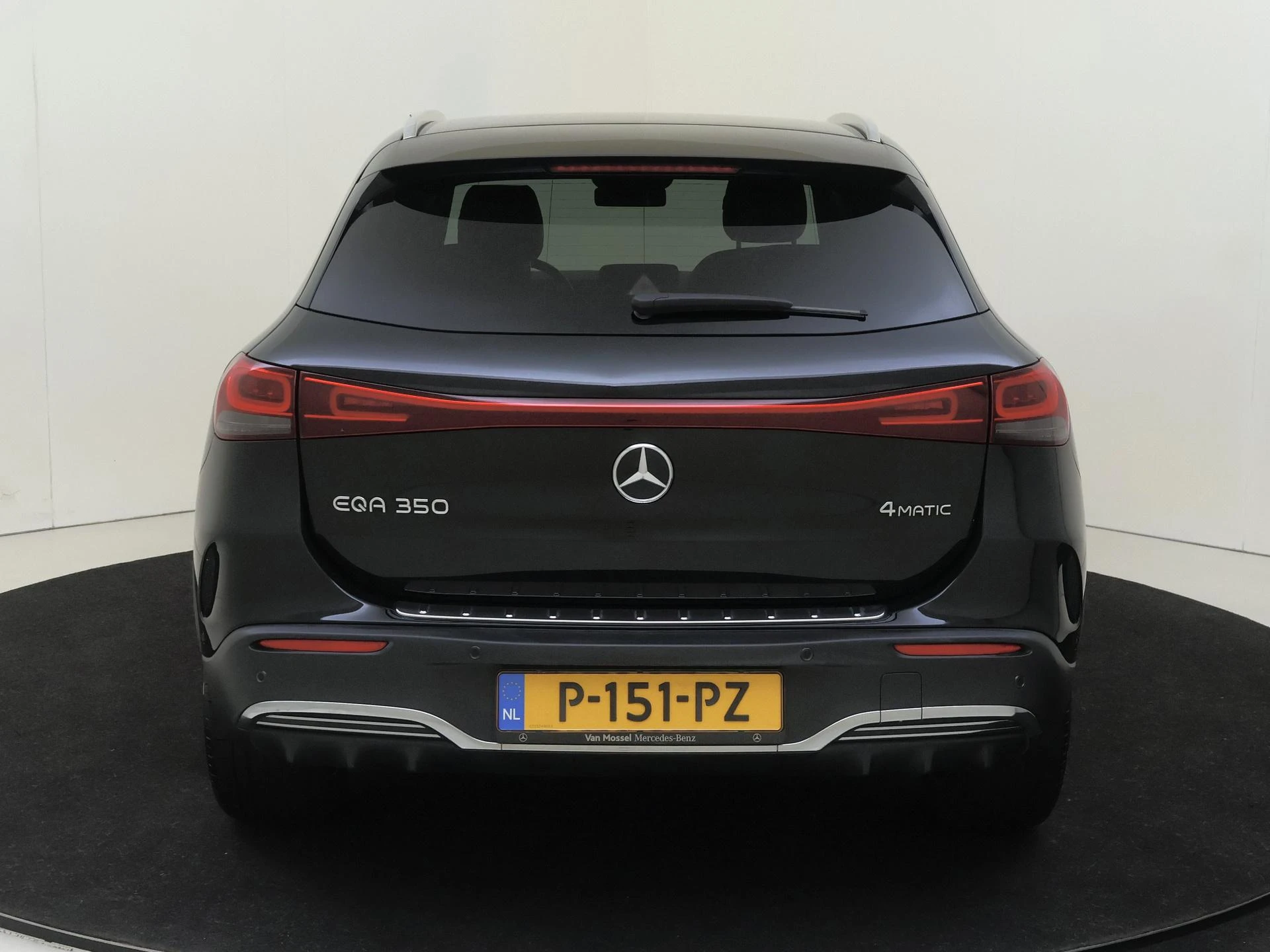 Mercedes-Benz EQA 350 4MATIC Edition 1 67 kWh
