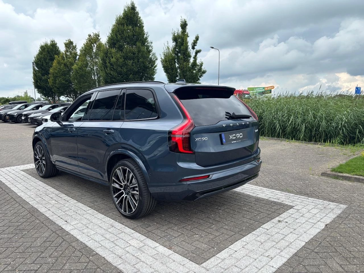 Volvo-XC90-image-20