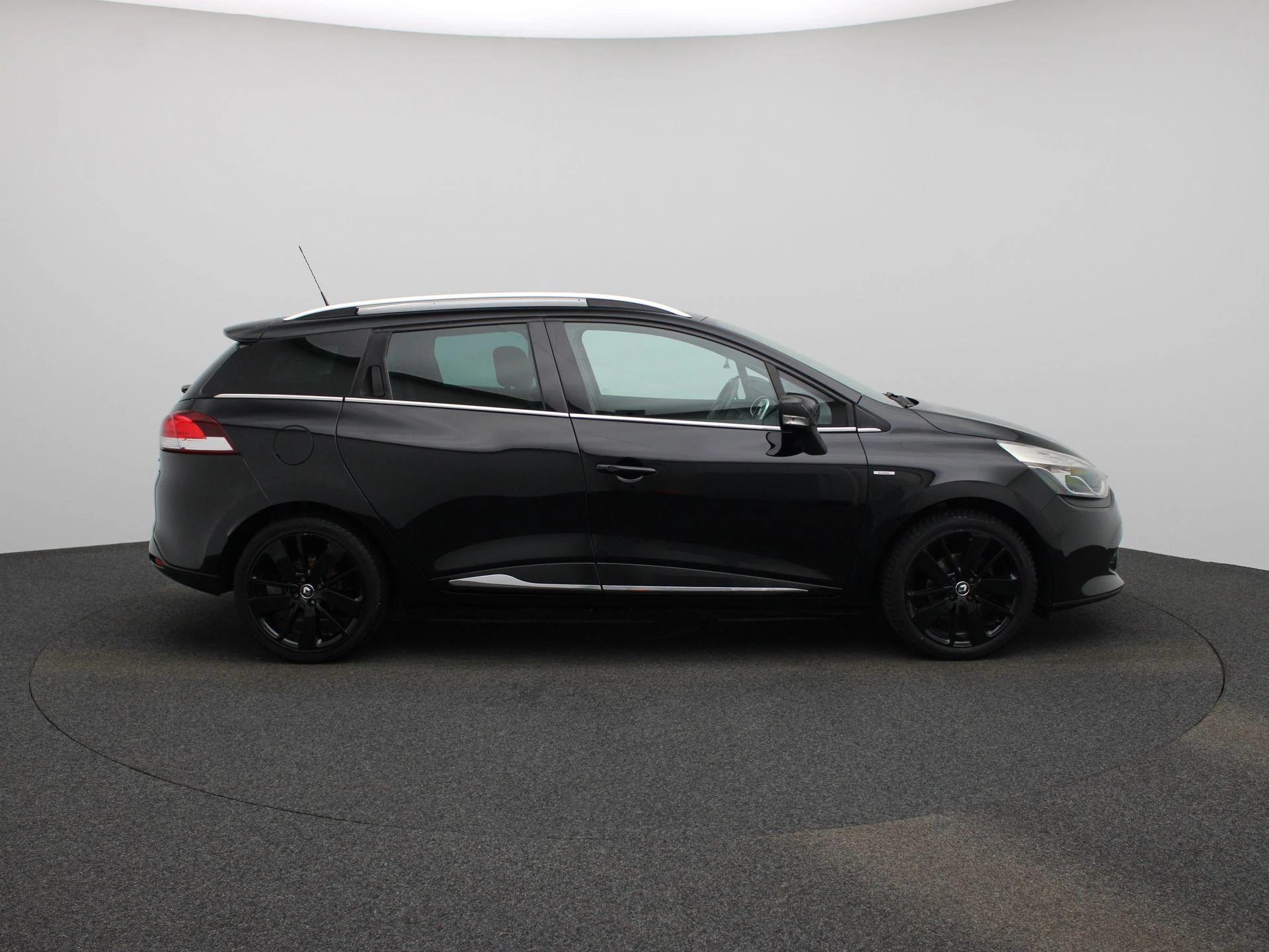 Renault-Clio-image-6