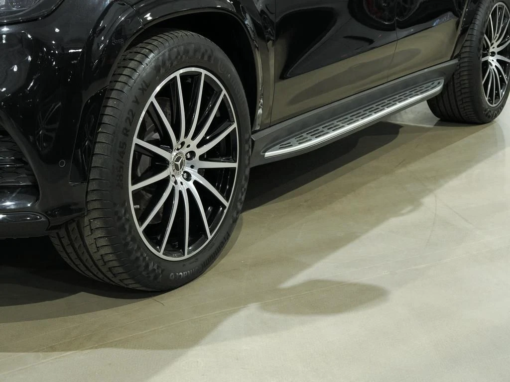 Mercedes-Benz-GLS 450-image-6
