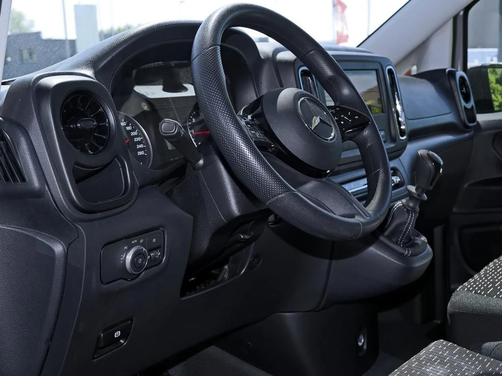 Mercedes-Benz-Vito 116-image-8