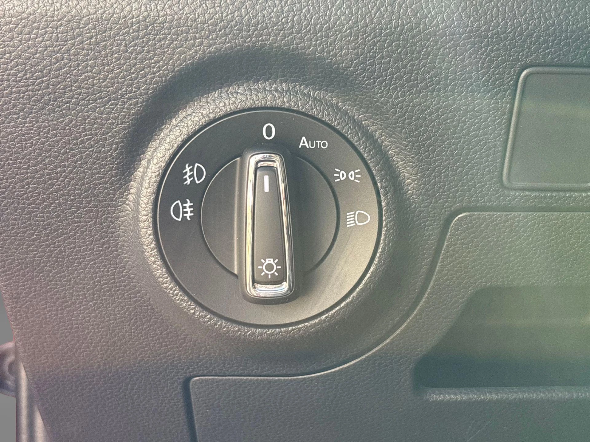 SEAT-Ibiza-image-19