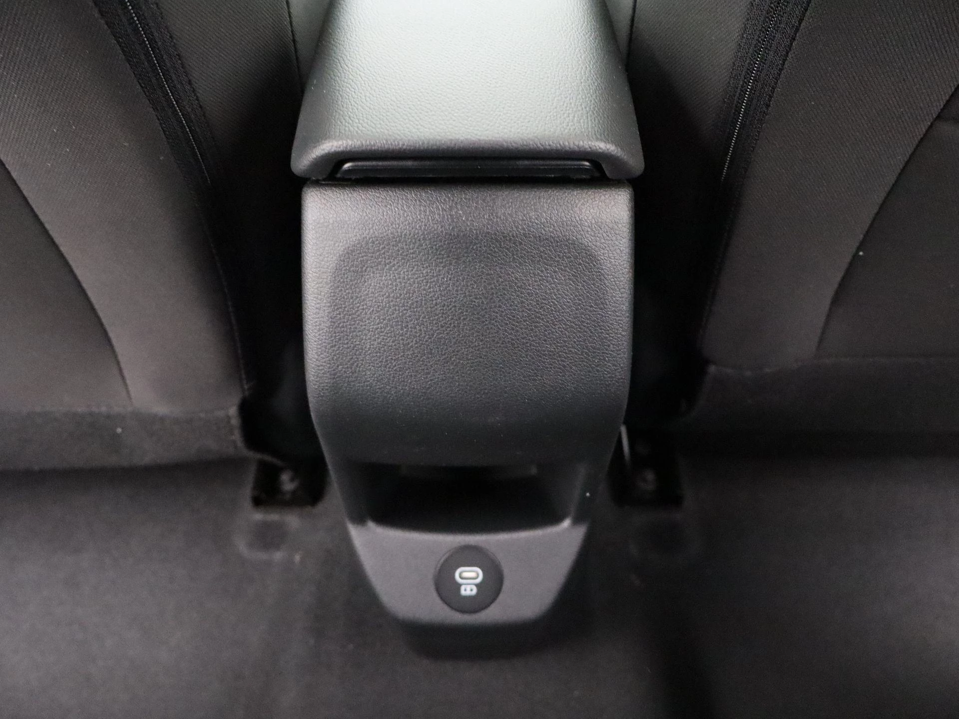 Hyundai-i20-image-33