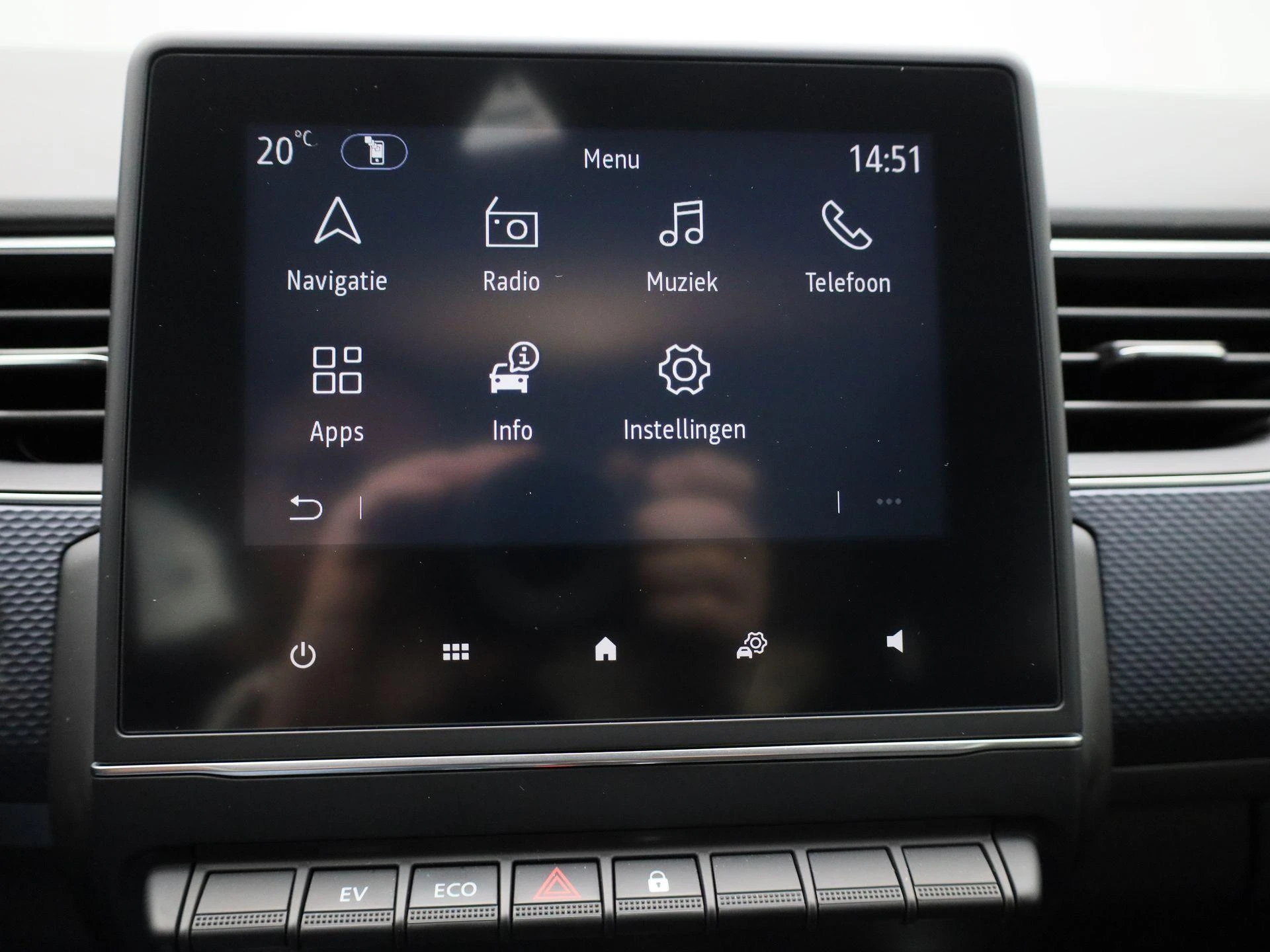 Renault-Arkana-image-15