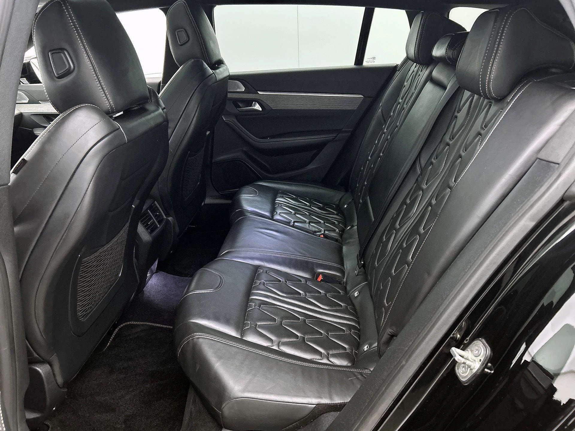 Peugeot-508-image-29