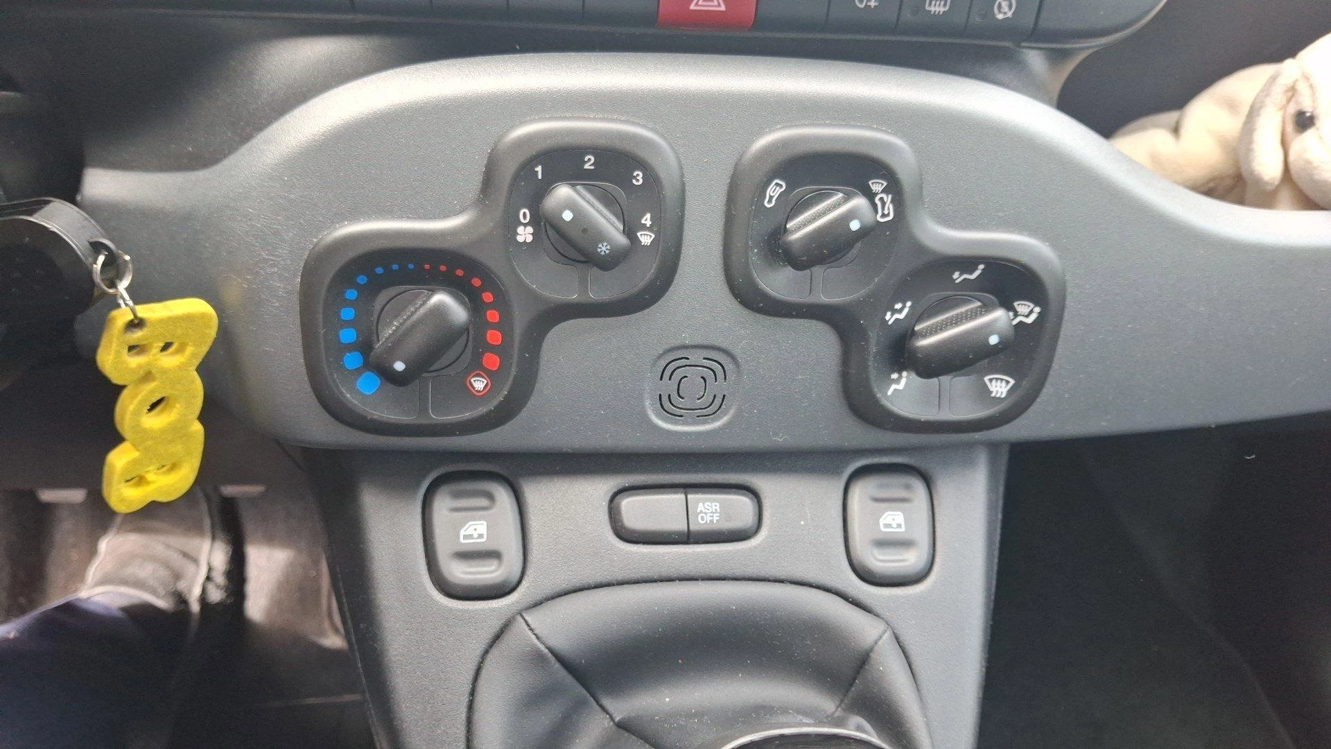 Fiat-Panda-image-13