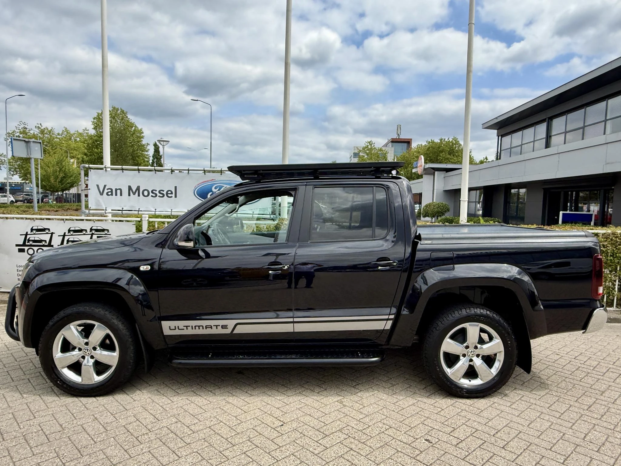 Volkswagen-Amarok-image-1