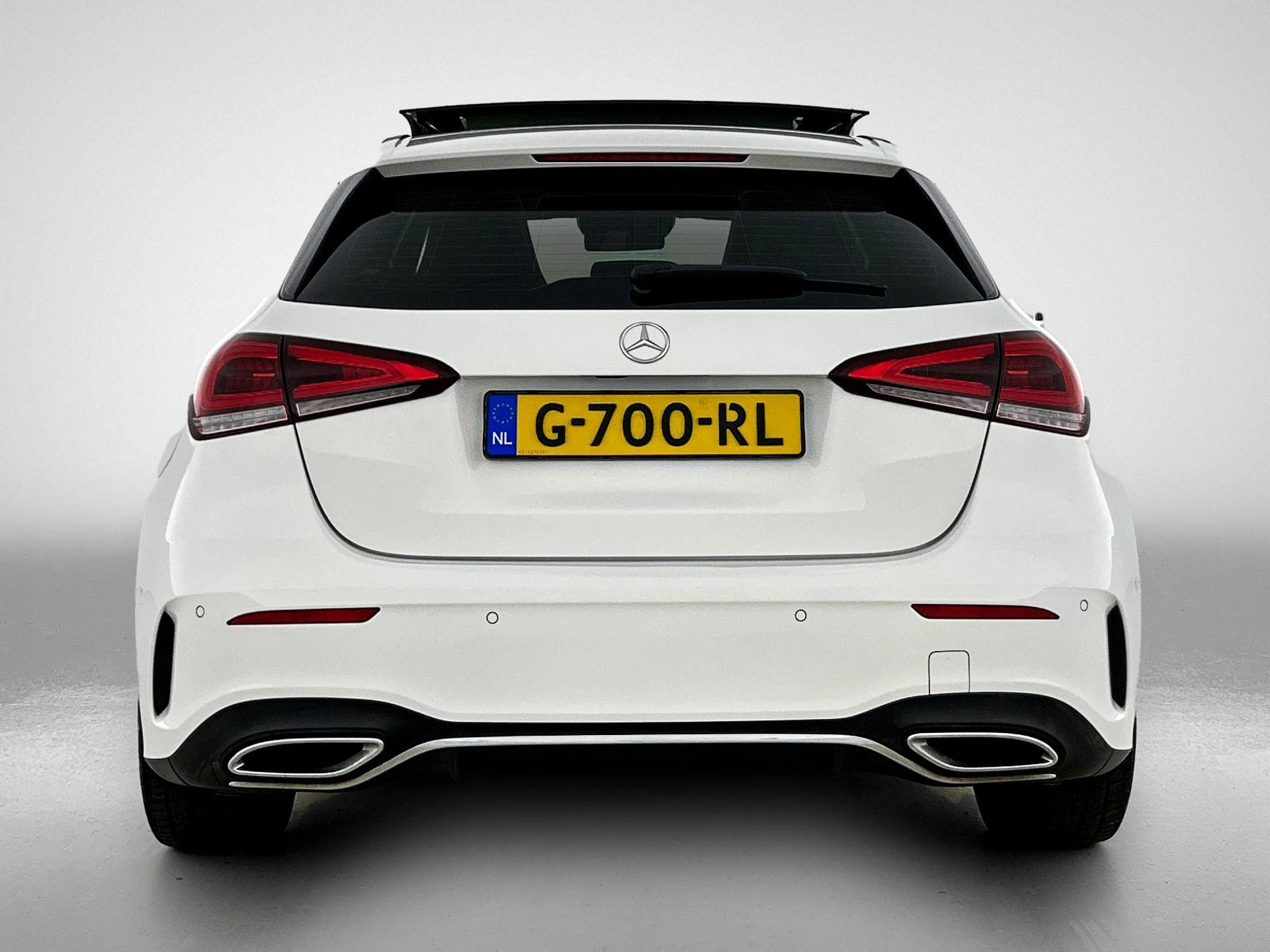 Mercedes-Benz-A-Klasse-image-2