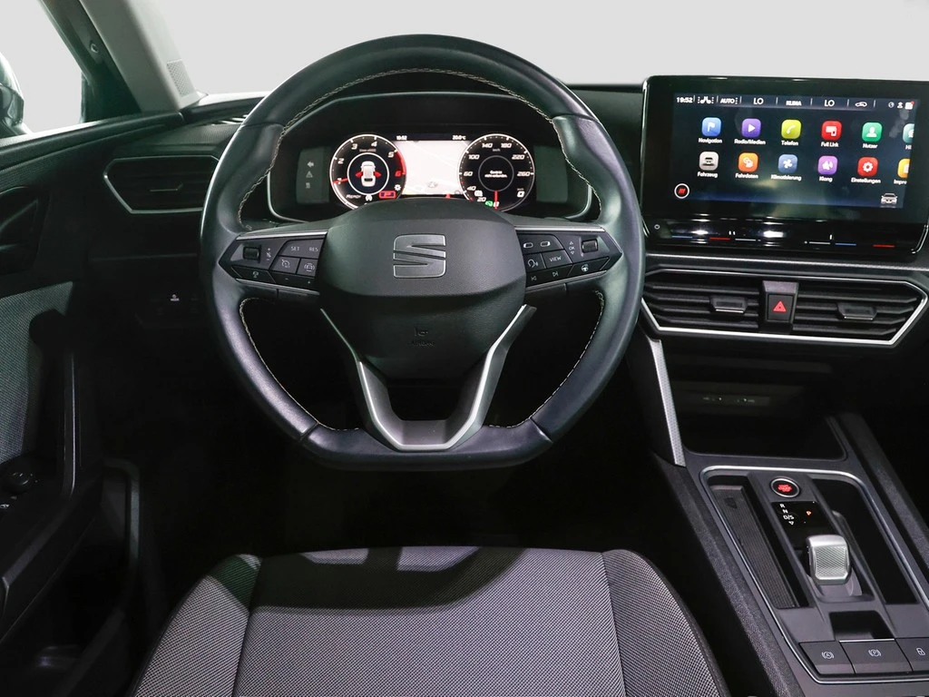 SEAT-Leon-image-11