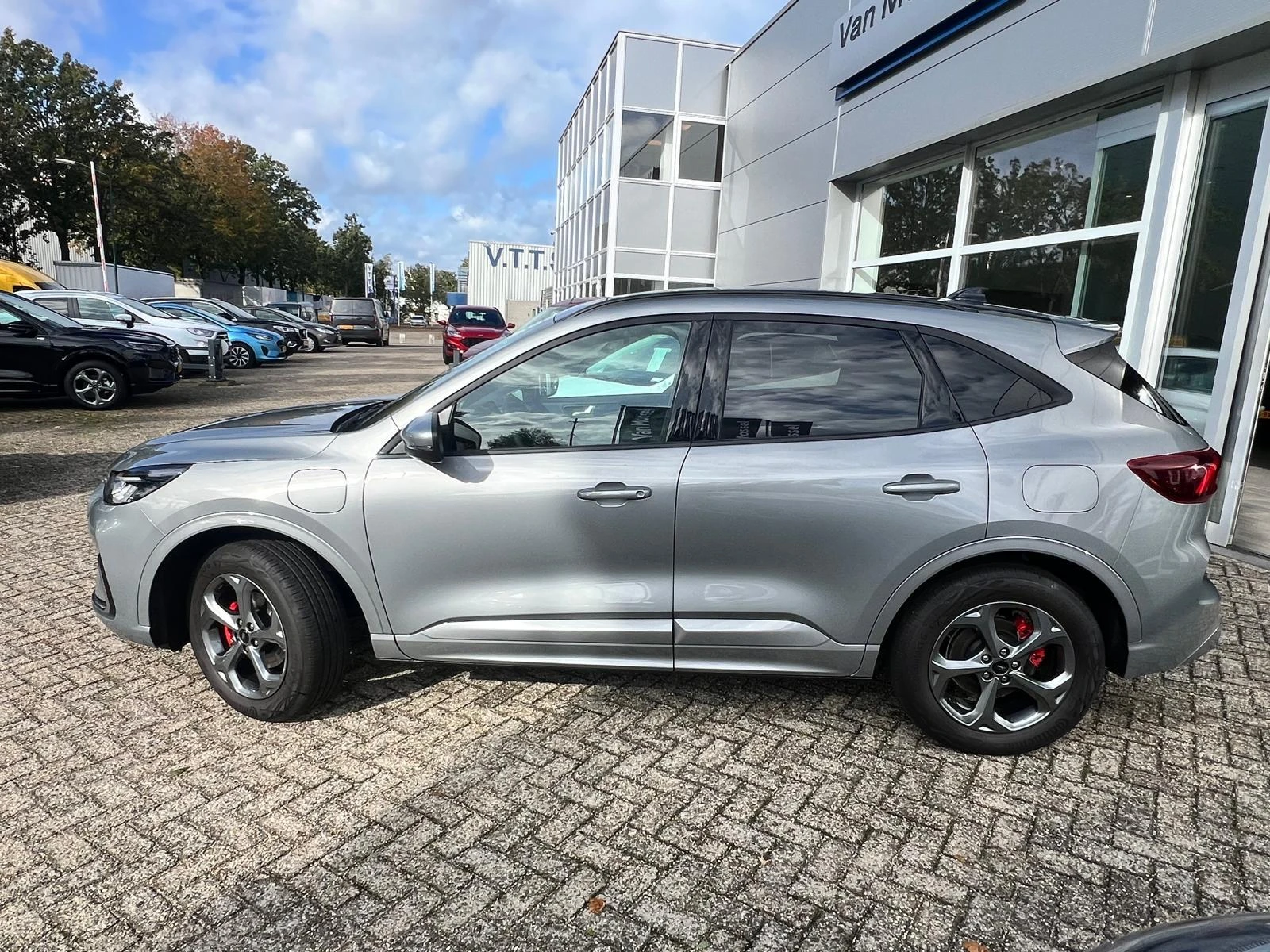 Ford-Kuga-image-2