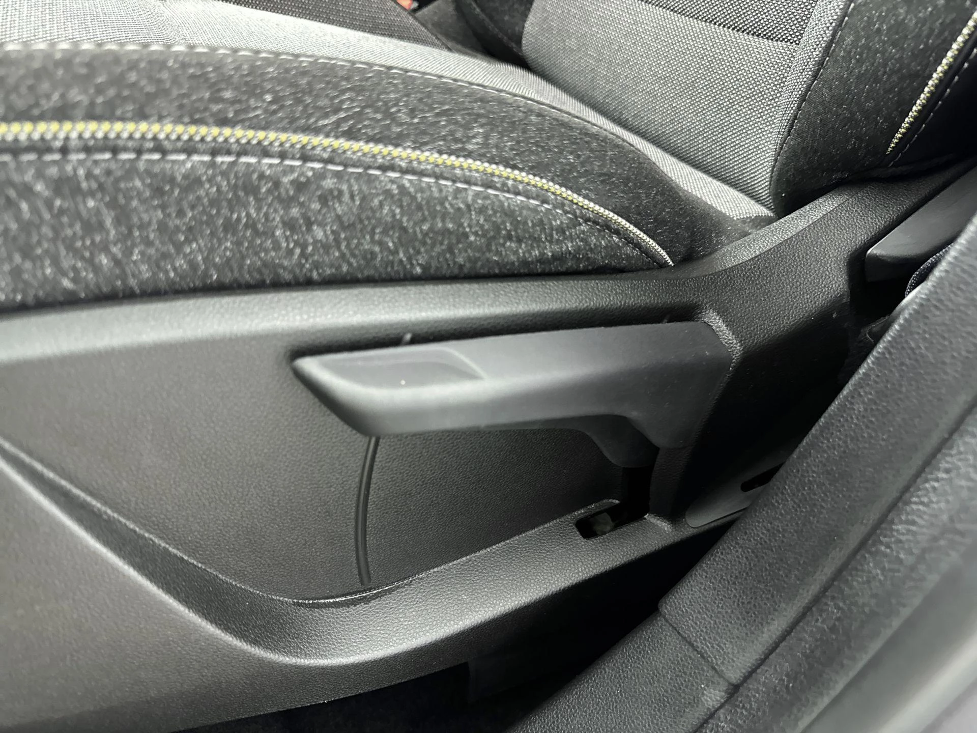 Renault-Captur-image-16