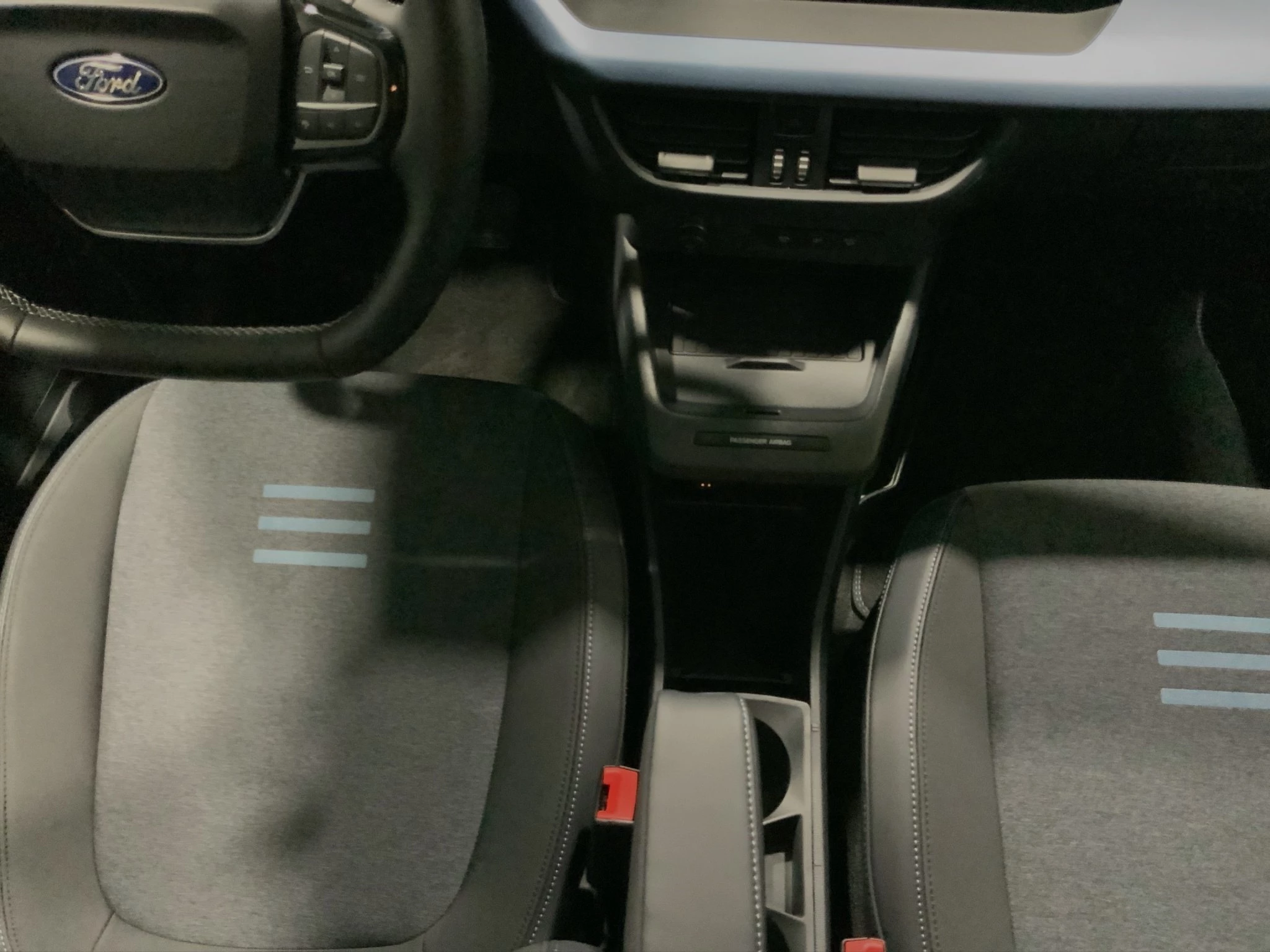 Ford-Tourneo Courier-image-5