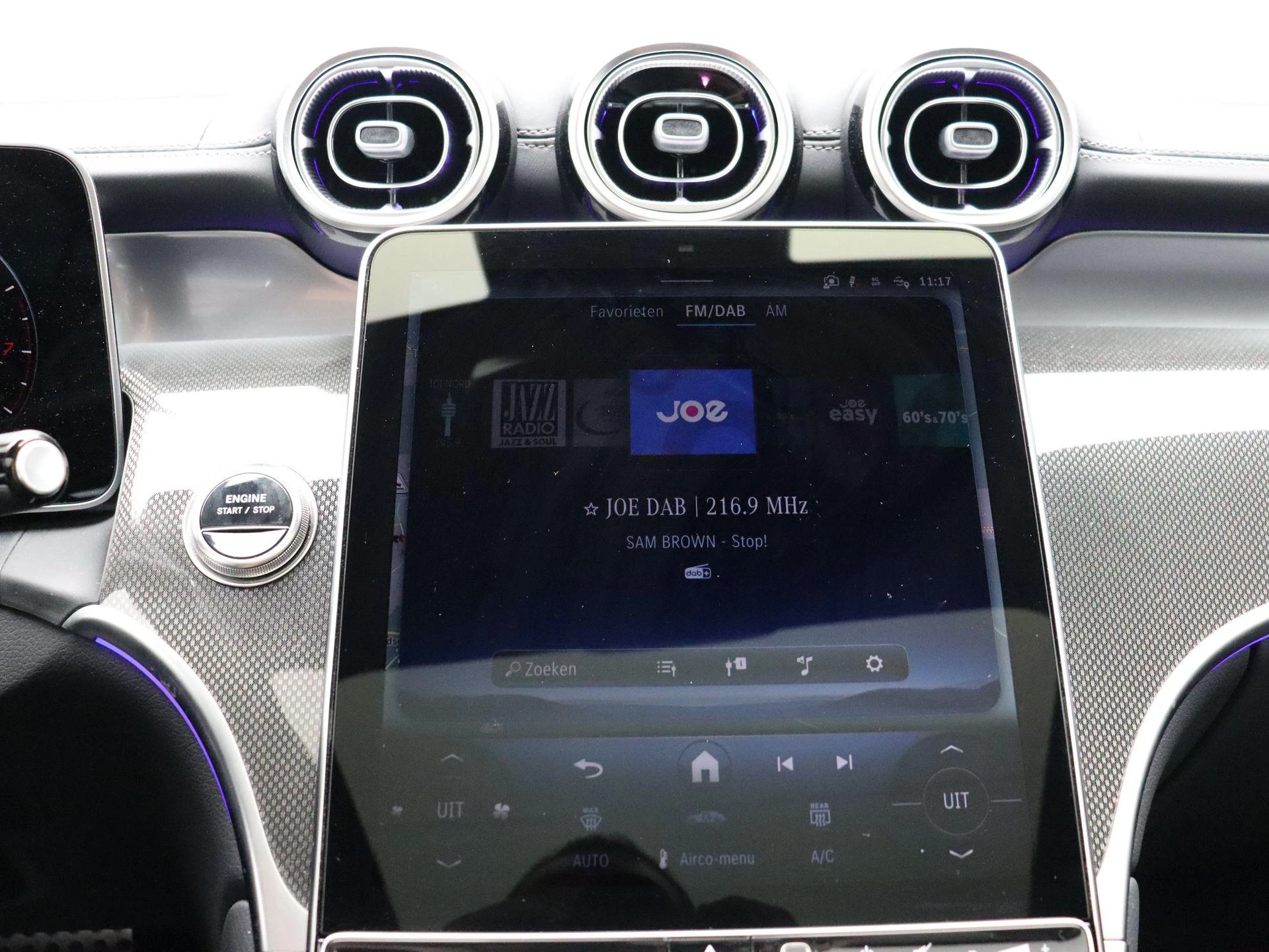 Mercedes-Benz-GLC-image-20