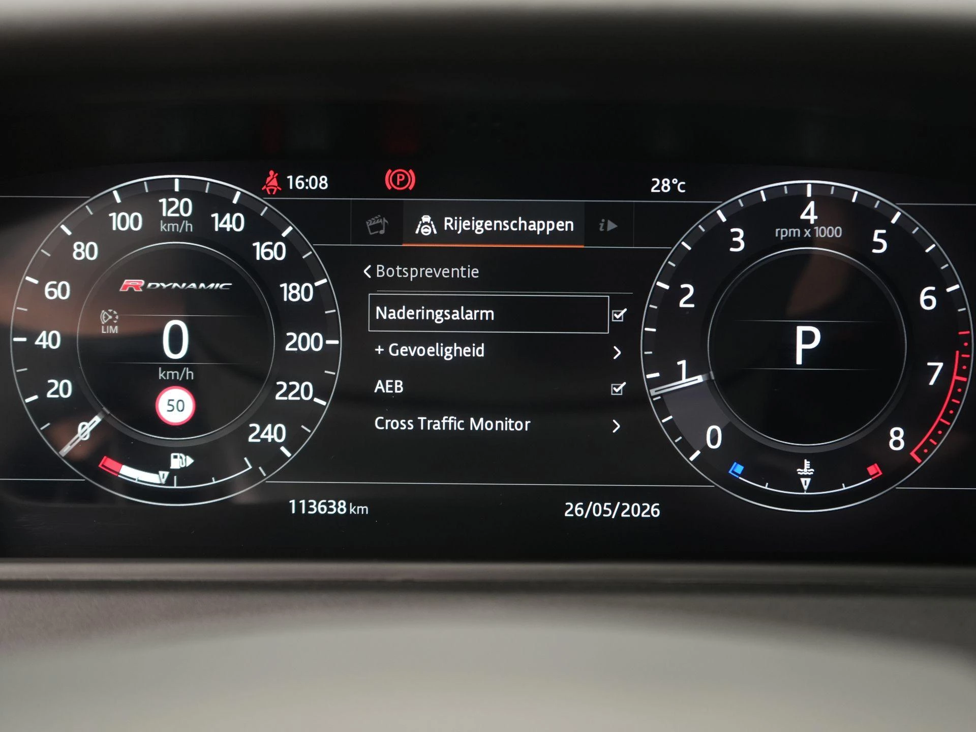 Land Rover-Range Rover Velar-image-24