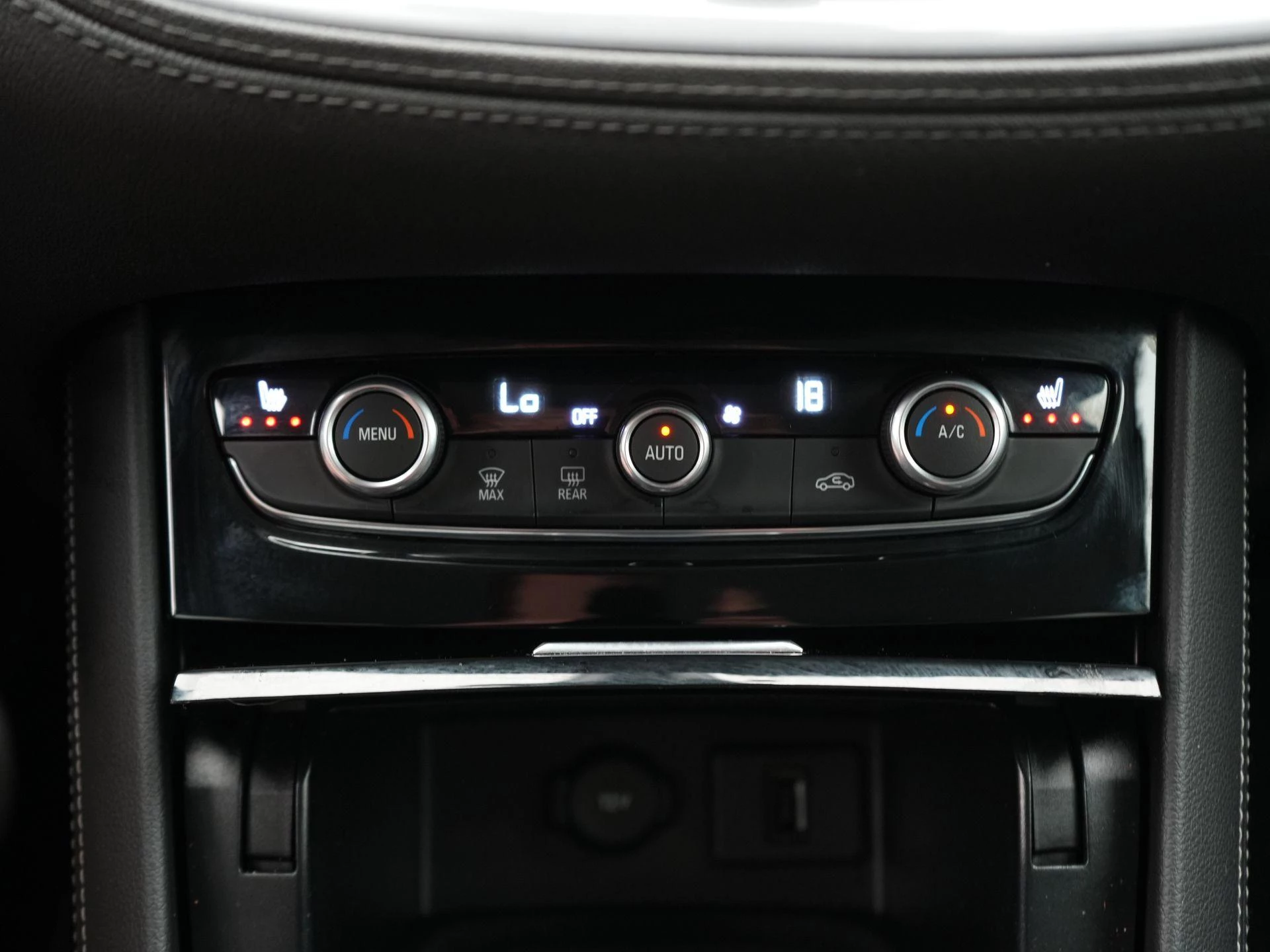 Opel Grandland X 1.2 Turbo Business Edition