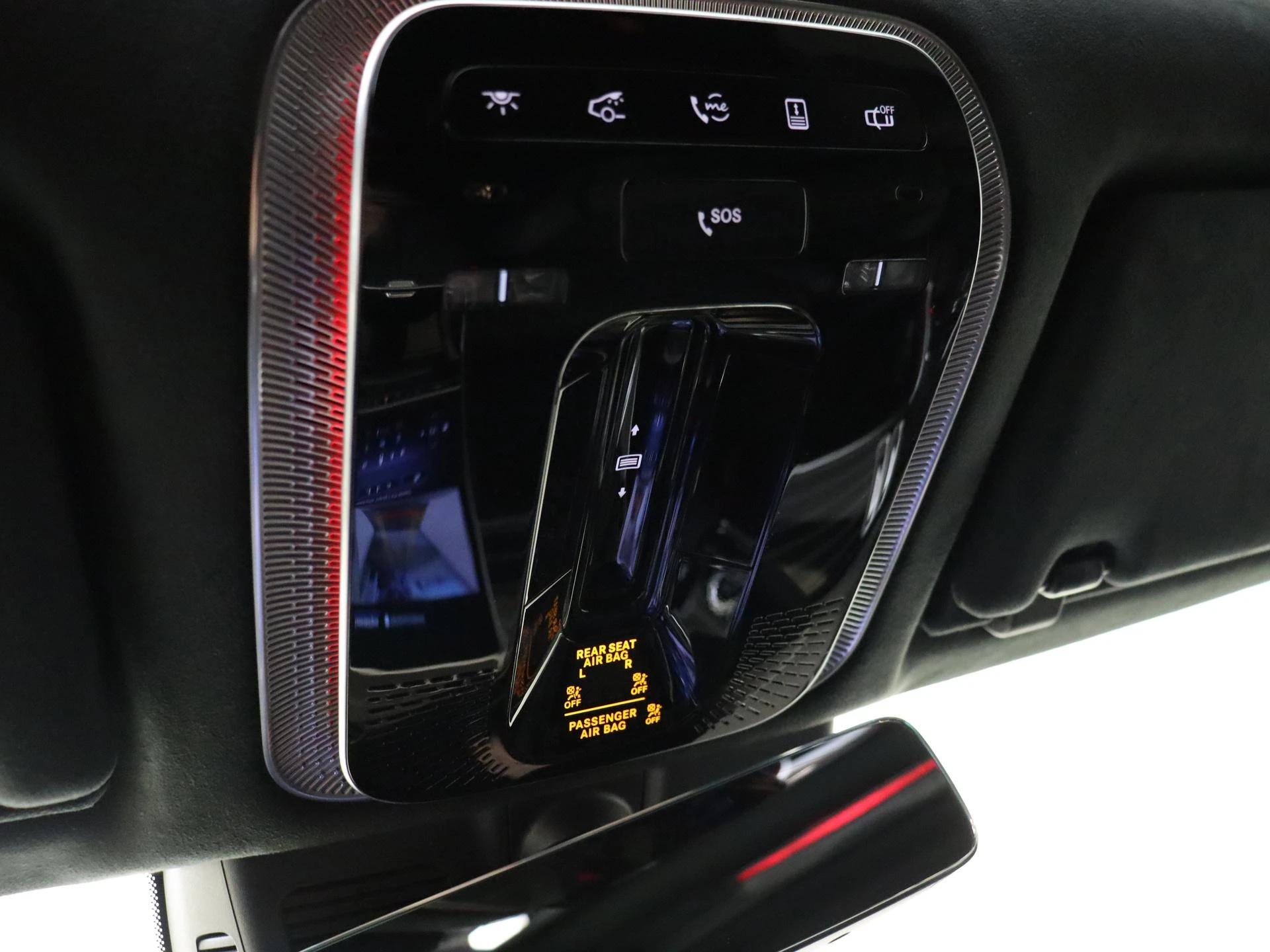 Mercedes-Benz-S-Klasse-image-21