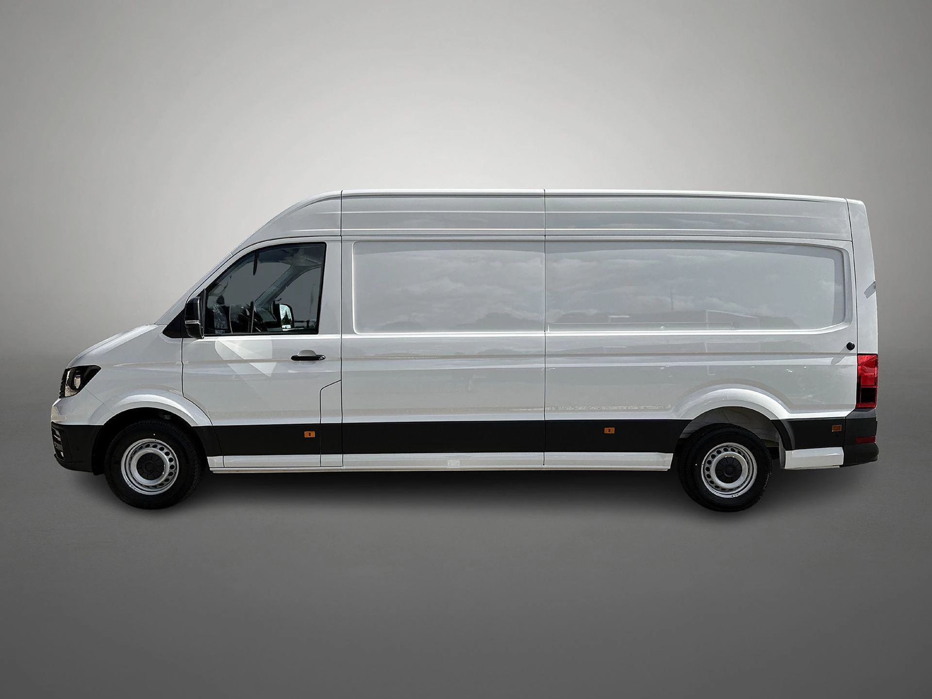 Volkswagen-Crafter-image-1
