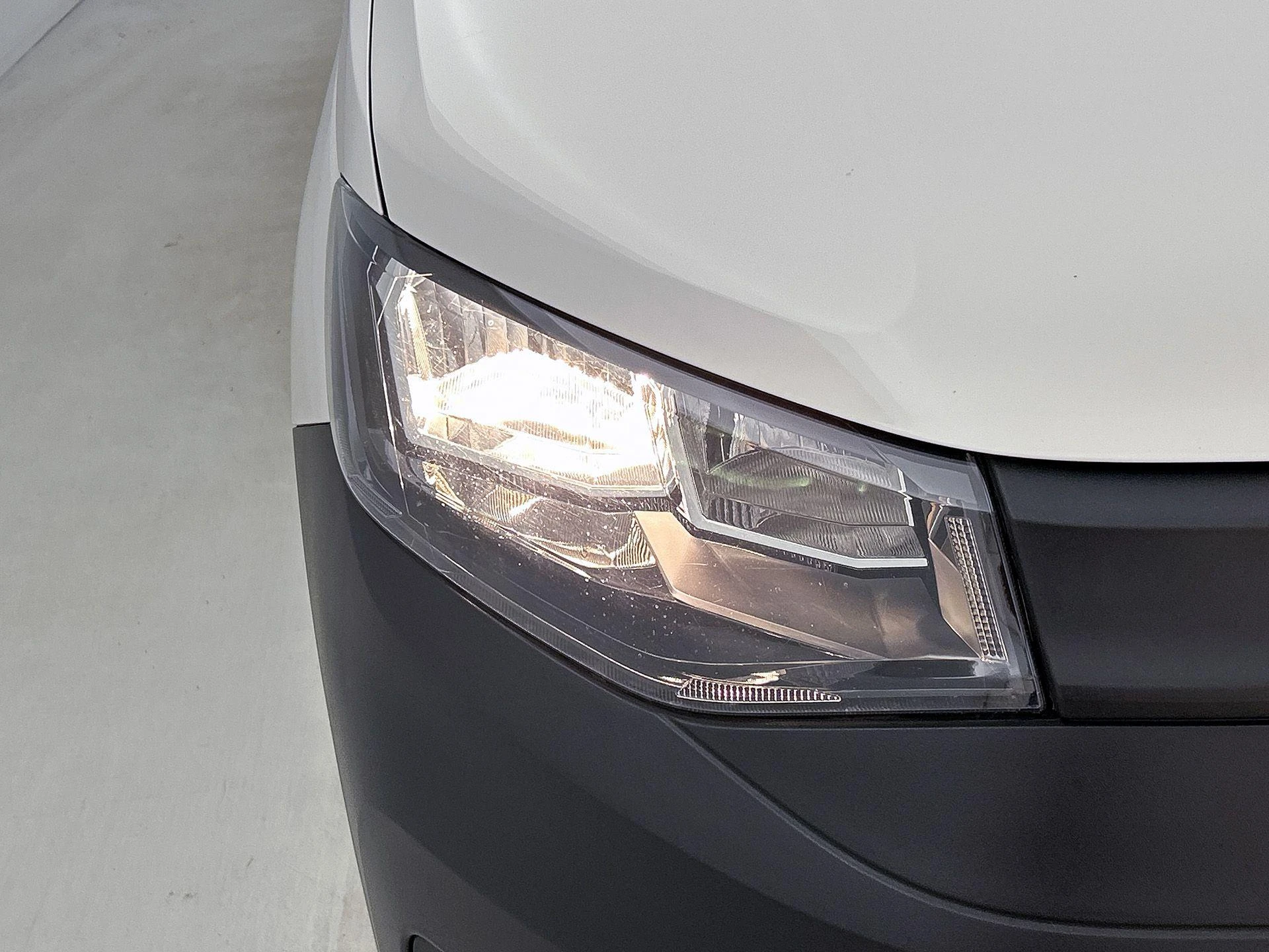 Volkswagen-Caddy-image-20