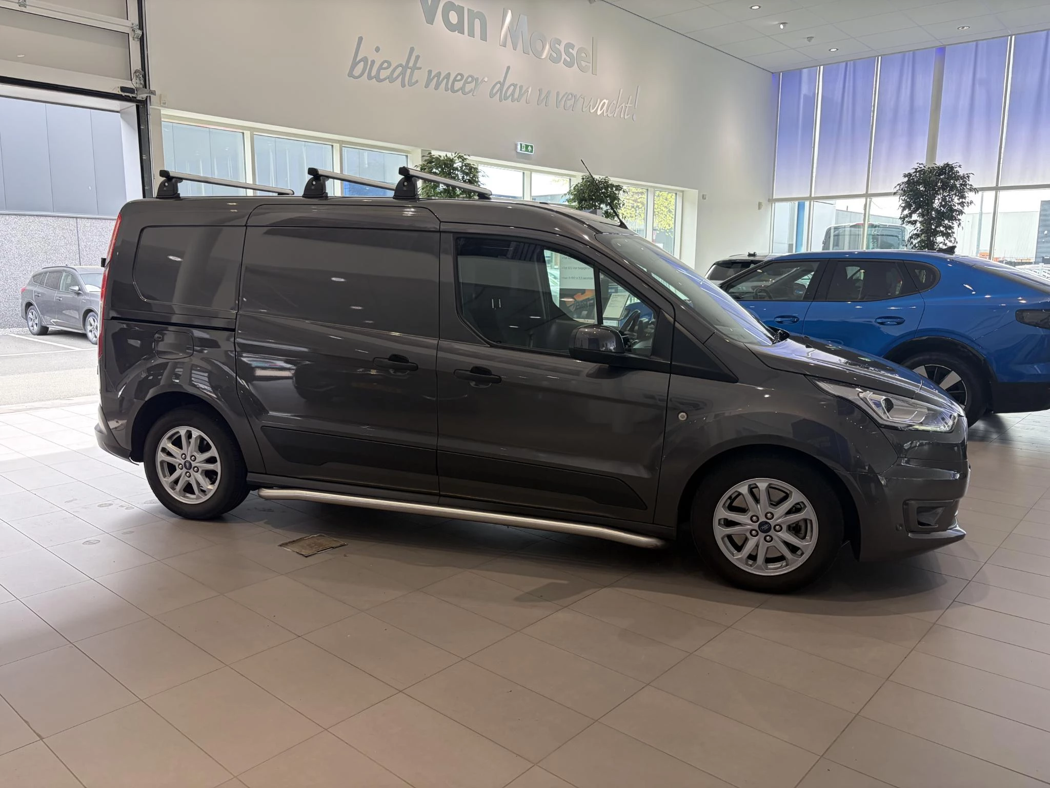 Ford-Transit Connect-image-5