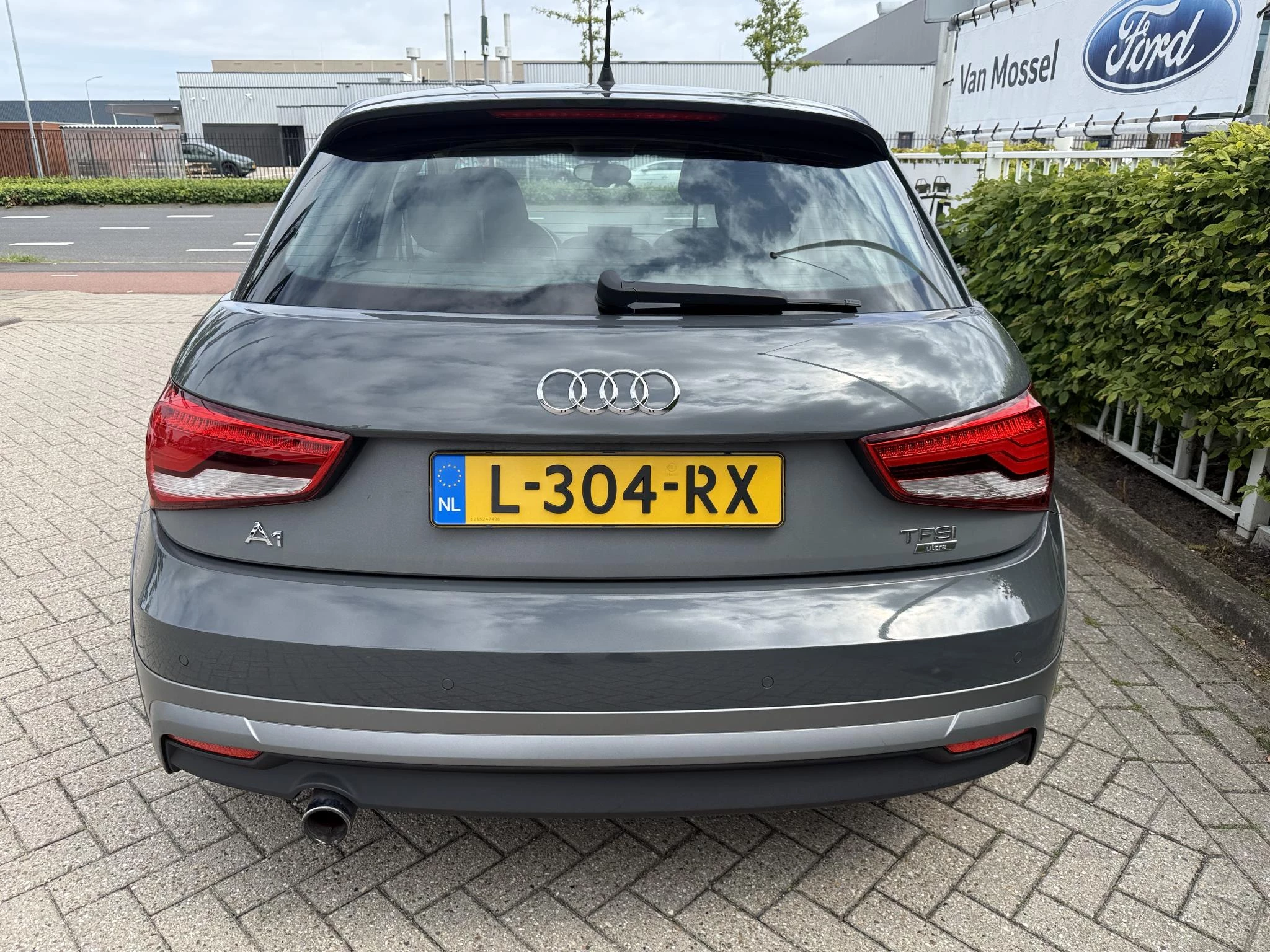 Audi-A1 Sportback-image-3