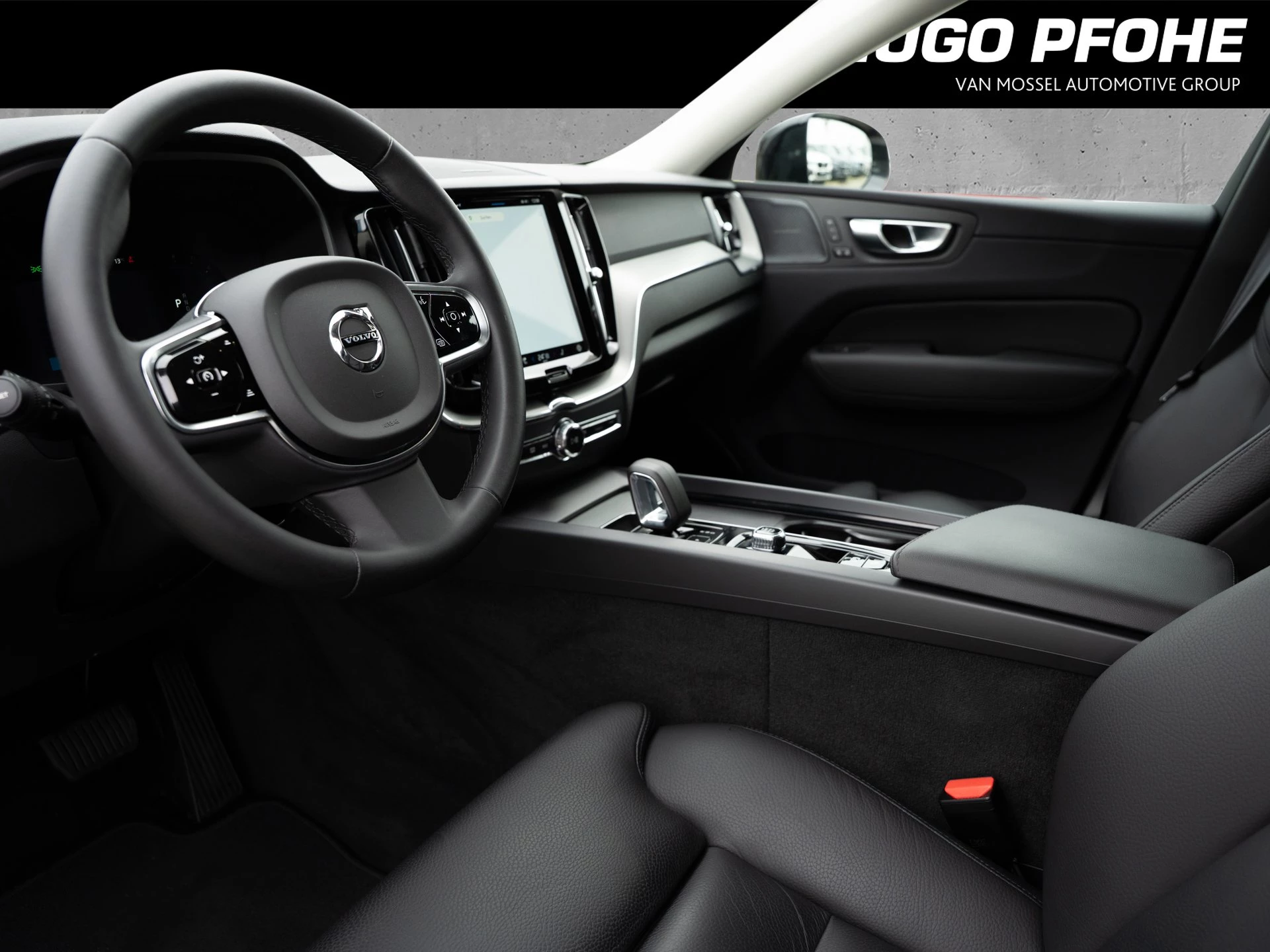 Volvo XC60 B4 2WD Plus Dark