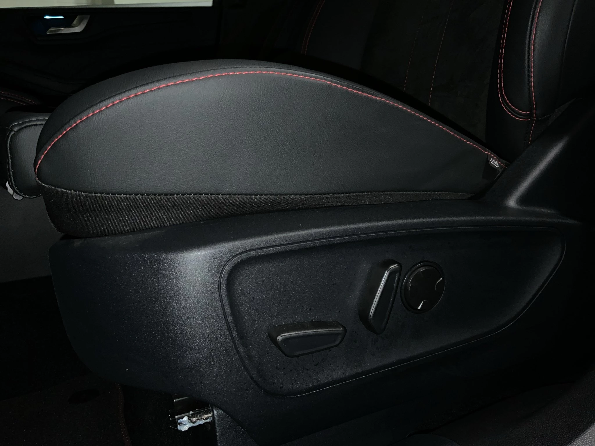 Ford Kuga ST-Line X Aut.*360GRAD*LED-MATRIX*NAVI*GRA*WINTER-PKT.