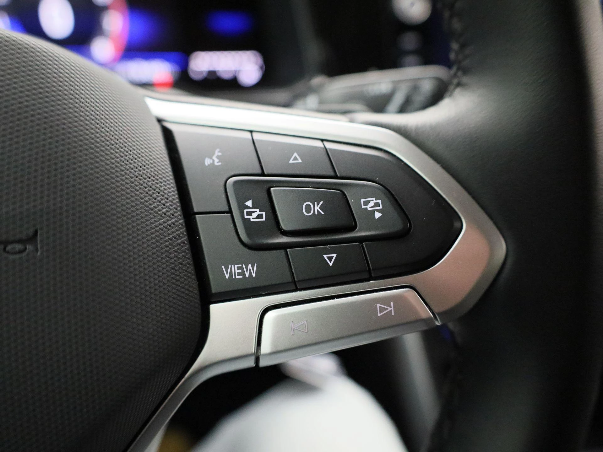 Volkswagen-Polo-image-18
