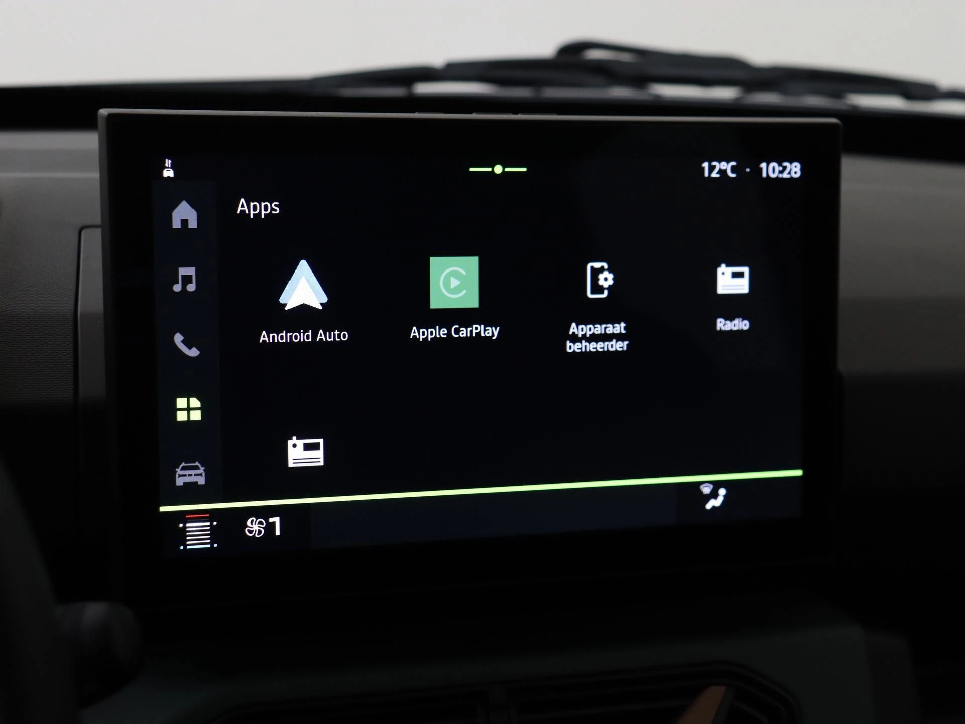 Dacia-Spring-image-15