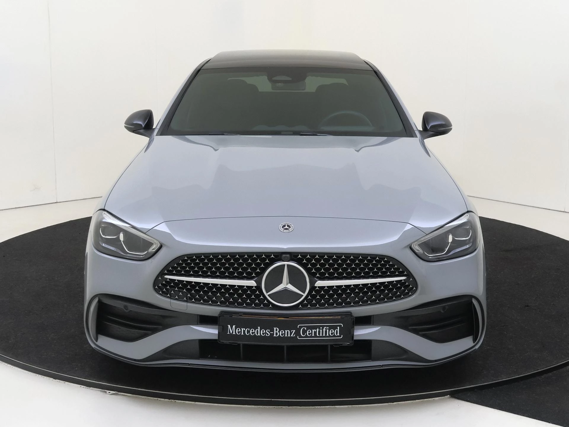Mercedes-Benz-C-Klasse-image-5