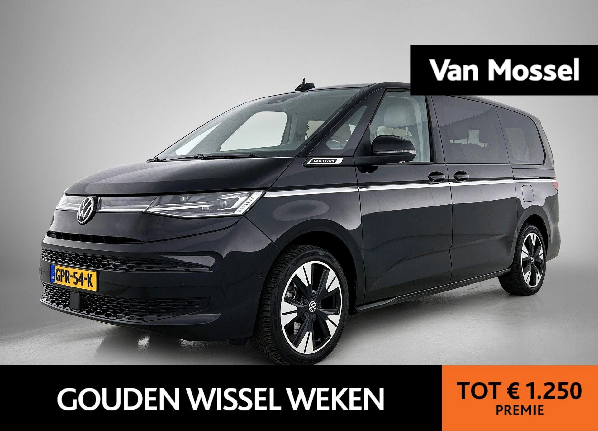 Volkswagen-Multivan-image-0