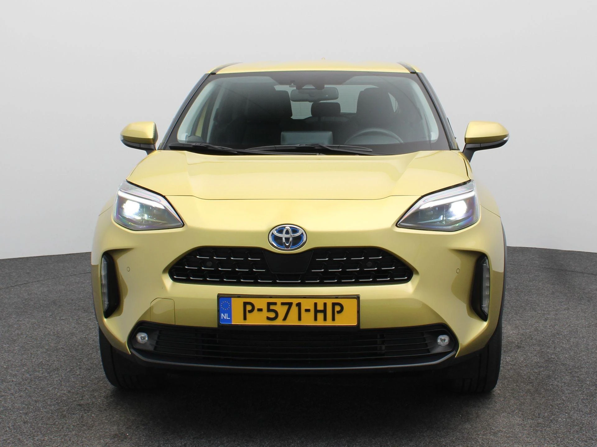 Toyota-Yaris Cross-image-4