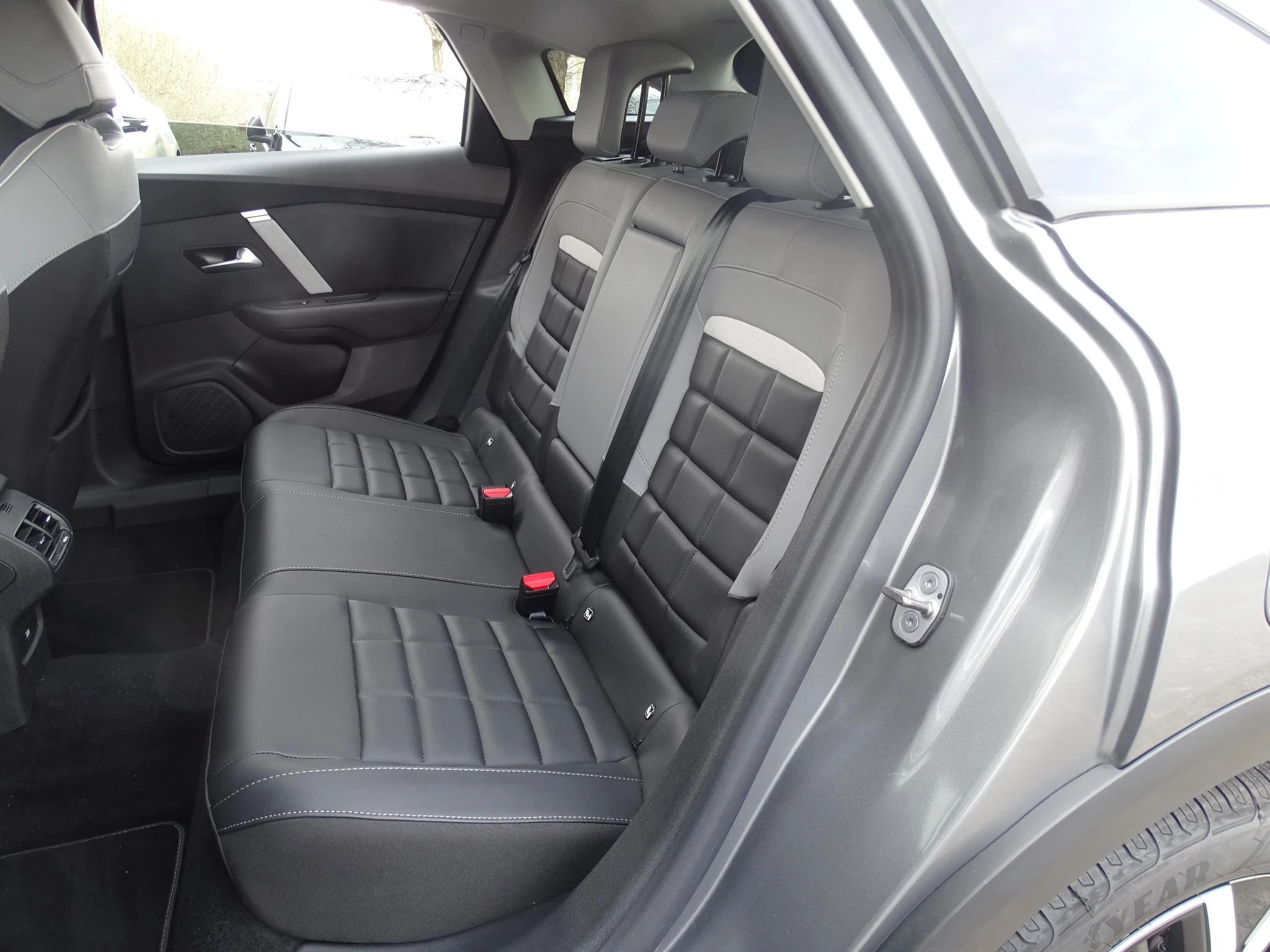 Citroën C4 1.2 Hybride 136 ë-DCS6 MAX